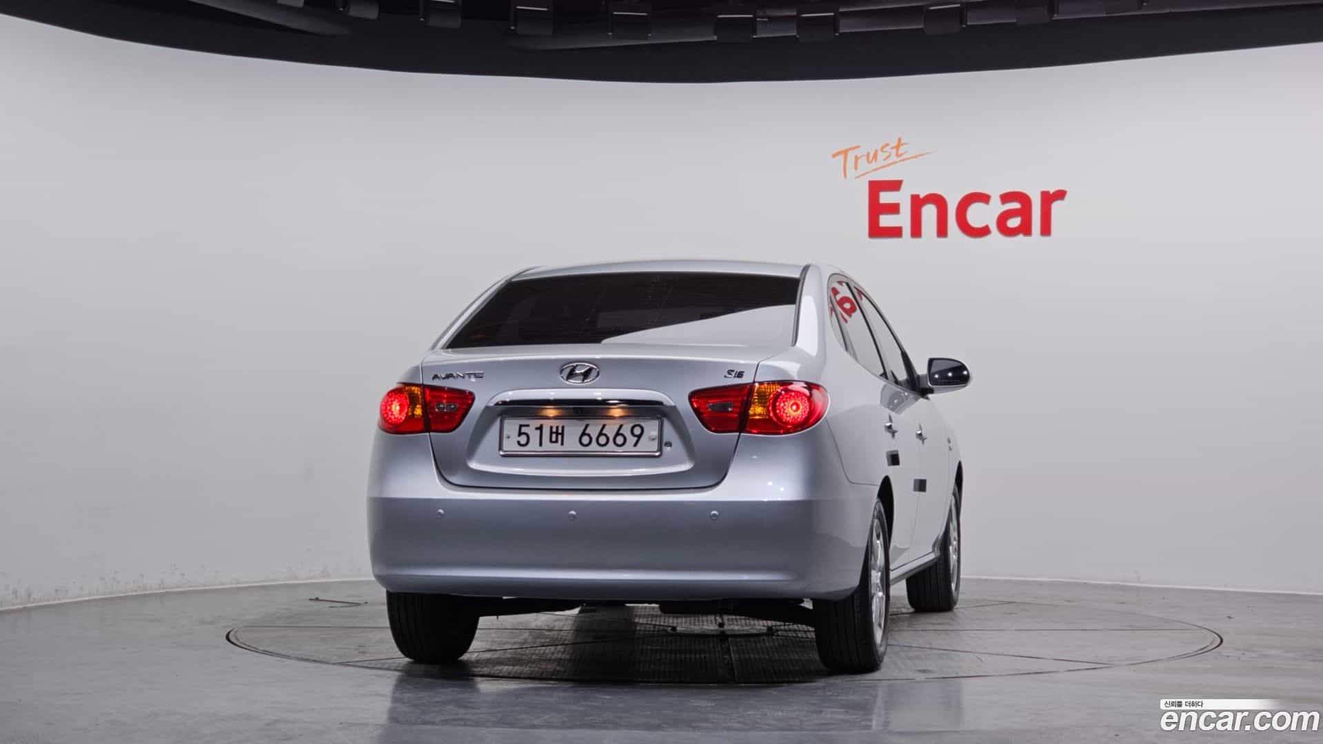 AVANTE Hyundai 2009.2-OUTER-004