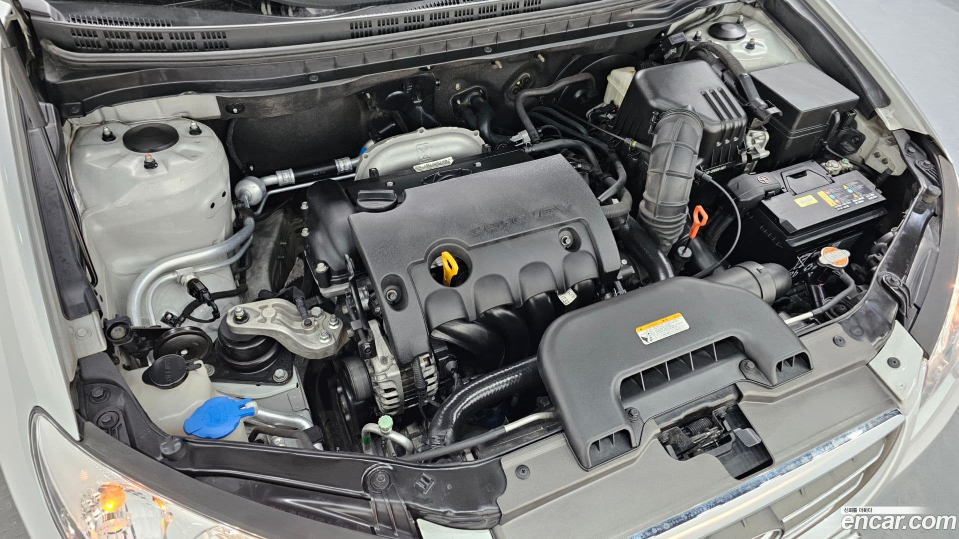 Main__Slider__Photo:AVANTE Hyundai 2009.2-5