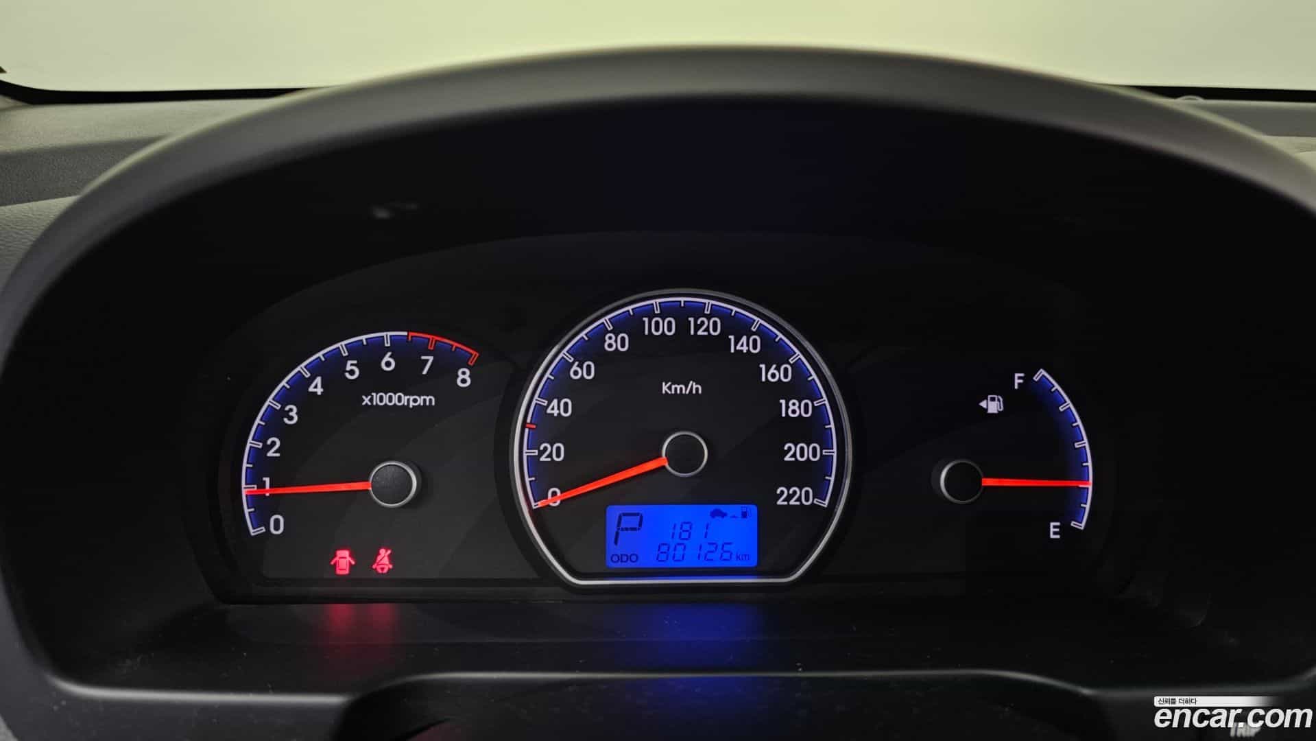 AVANTE Hyundai 2009.2-INNER-008