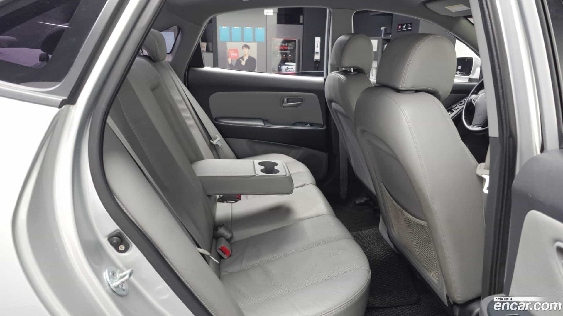 AVANTE Hyundai 2009.2-OPTION-016