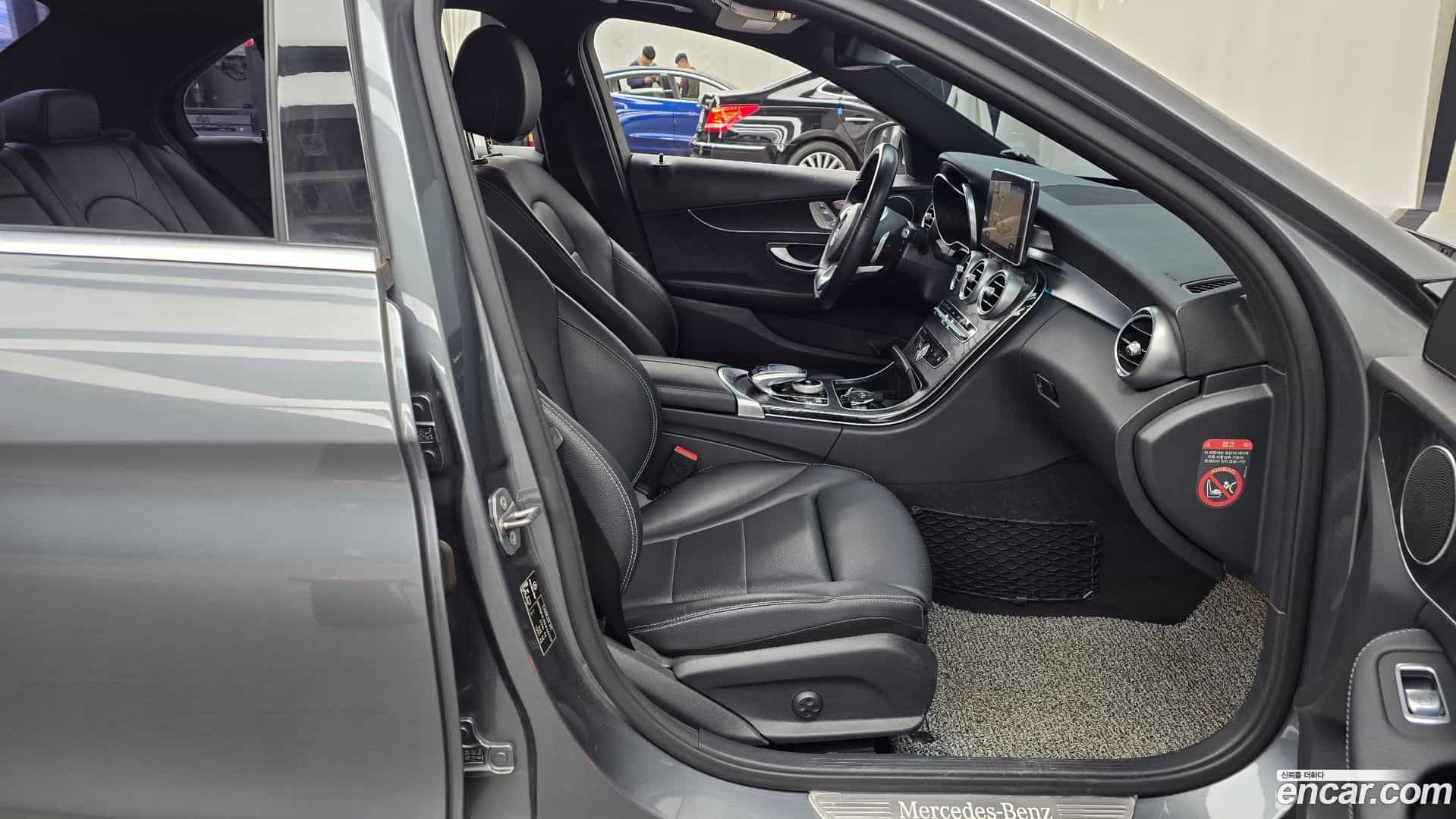 C-Class Mercedes-Benz 2016.9-OPTION-015