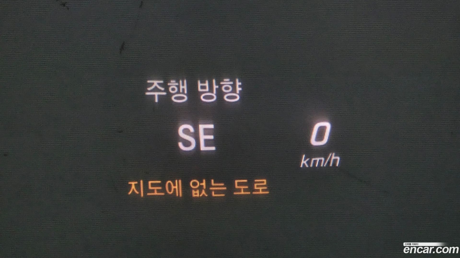 Main__Slider__Photo:C-Class Mercedes-Benz 2016.9-16