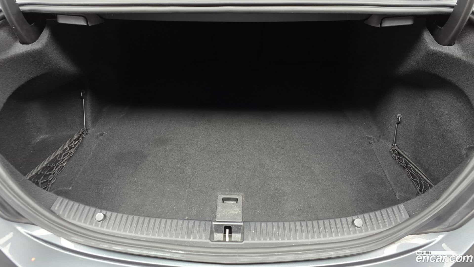 C-Class Mercedes-Benz 2016.9-OPTION-024