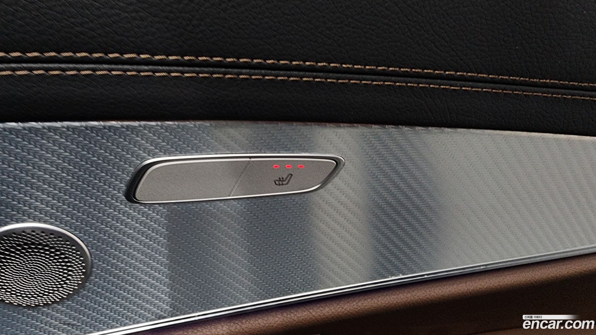 Main__Slider__Photo:E-Class Mercedes-Benz 2021.1-18