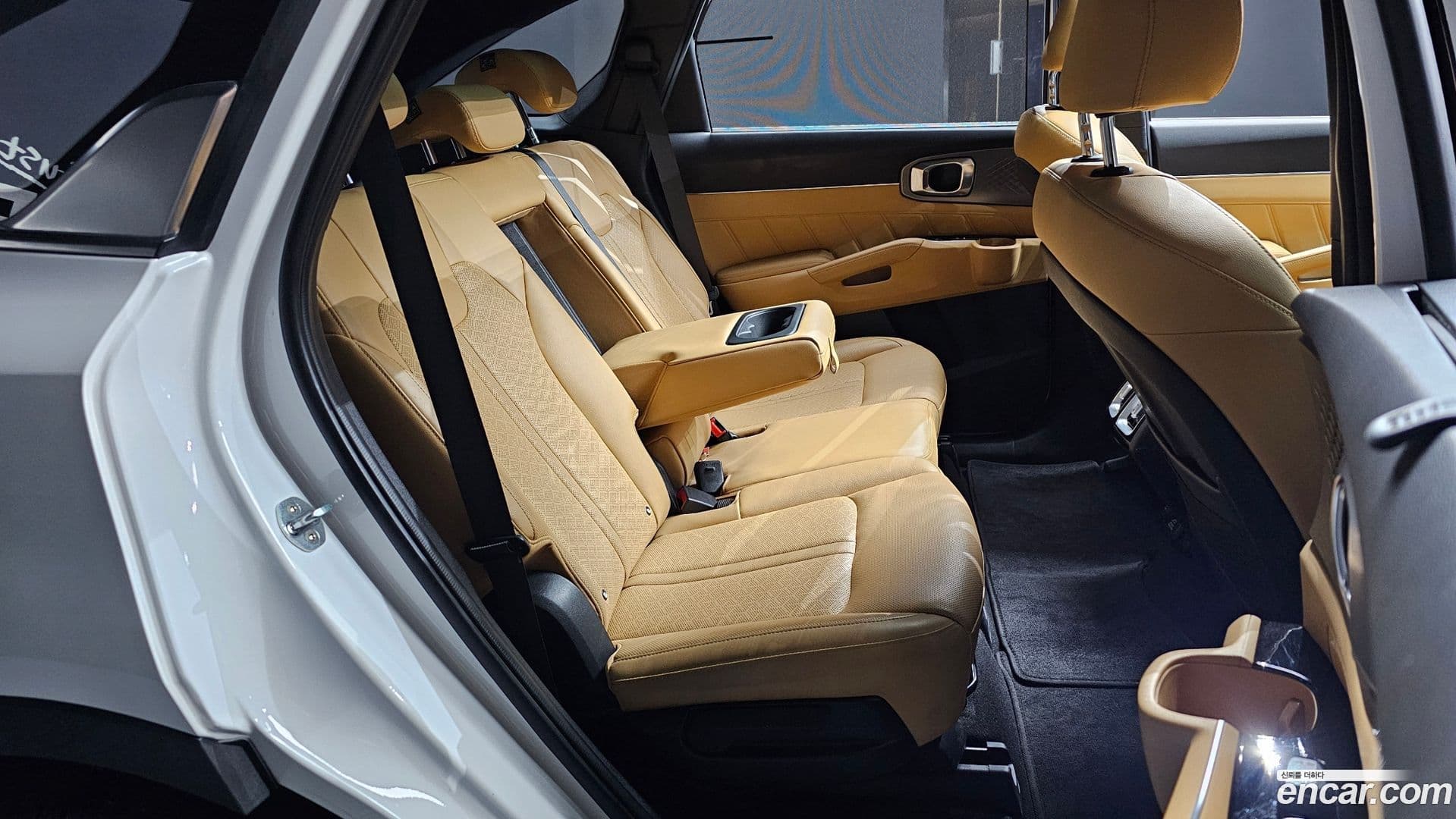 Main__Slider__Photo:Sorento Kia 2020.8-11