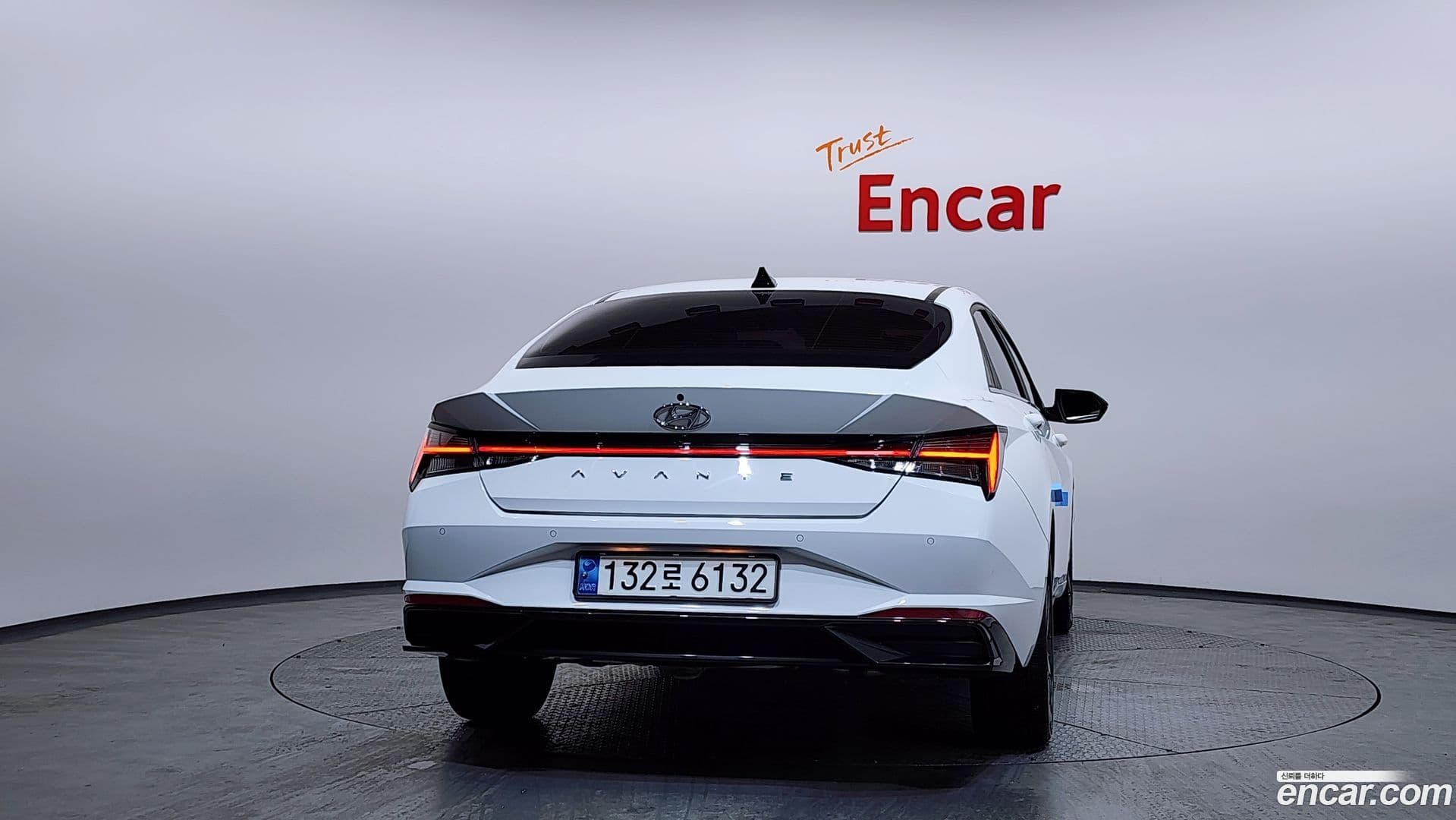 Main__Slider__Photo:AVANTE Hyundai 2023.1-3