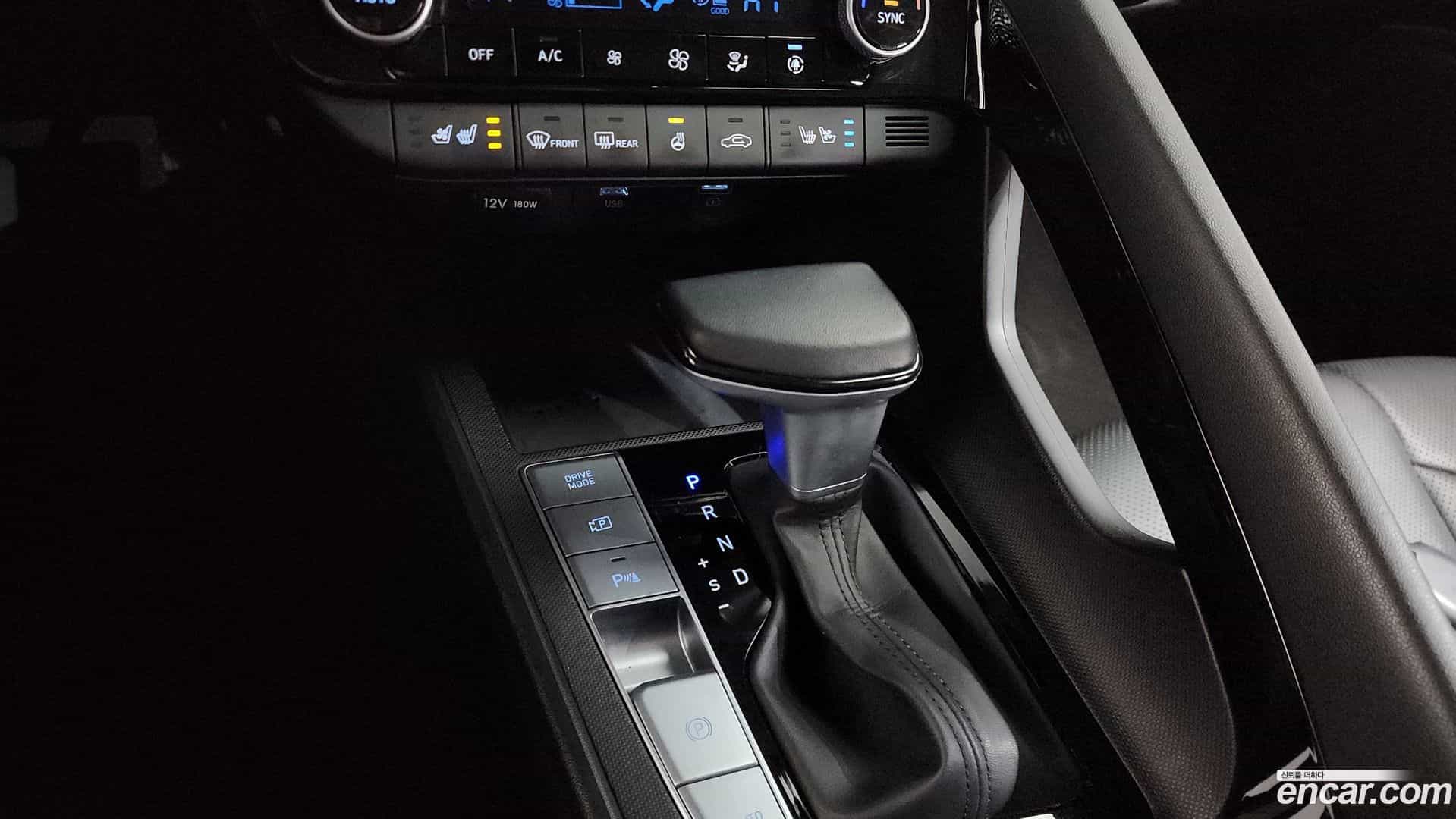 AVANTE Hyundai 2023.1-INNER-009