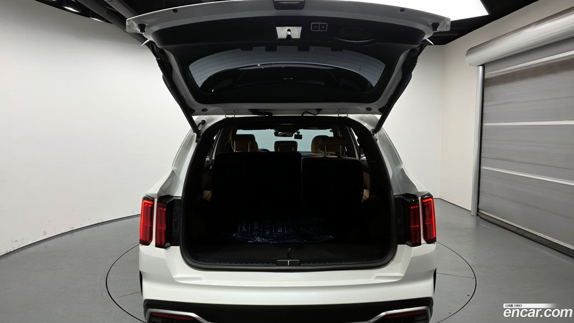 Main__Slider__Photo:Sorento Kia 2022.3-19