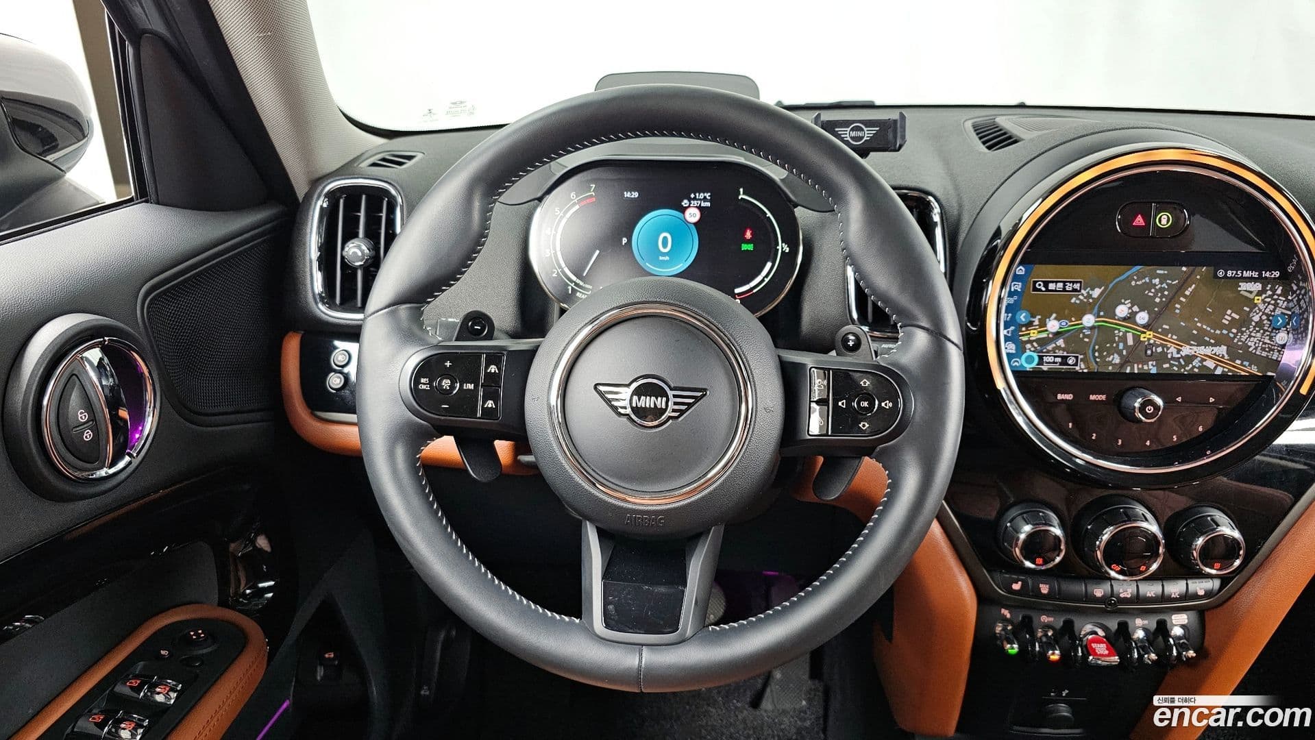 Main__Slider__Photo:Countryman Mini 2022.0-12