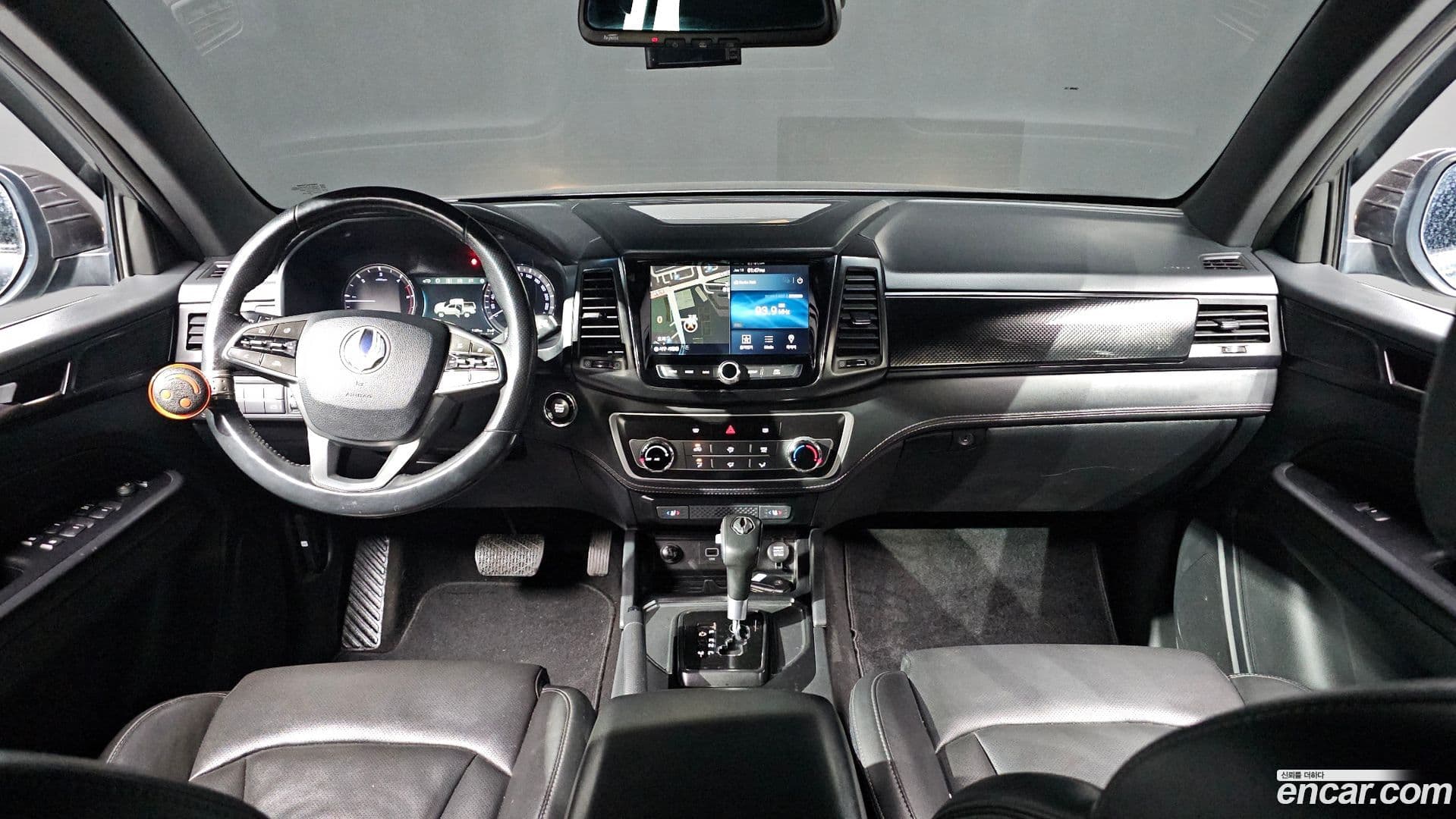 Main__Slider__Photo:Rexton KG_Mobility_Ssangyong 2019.10-6