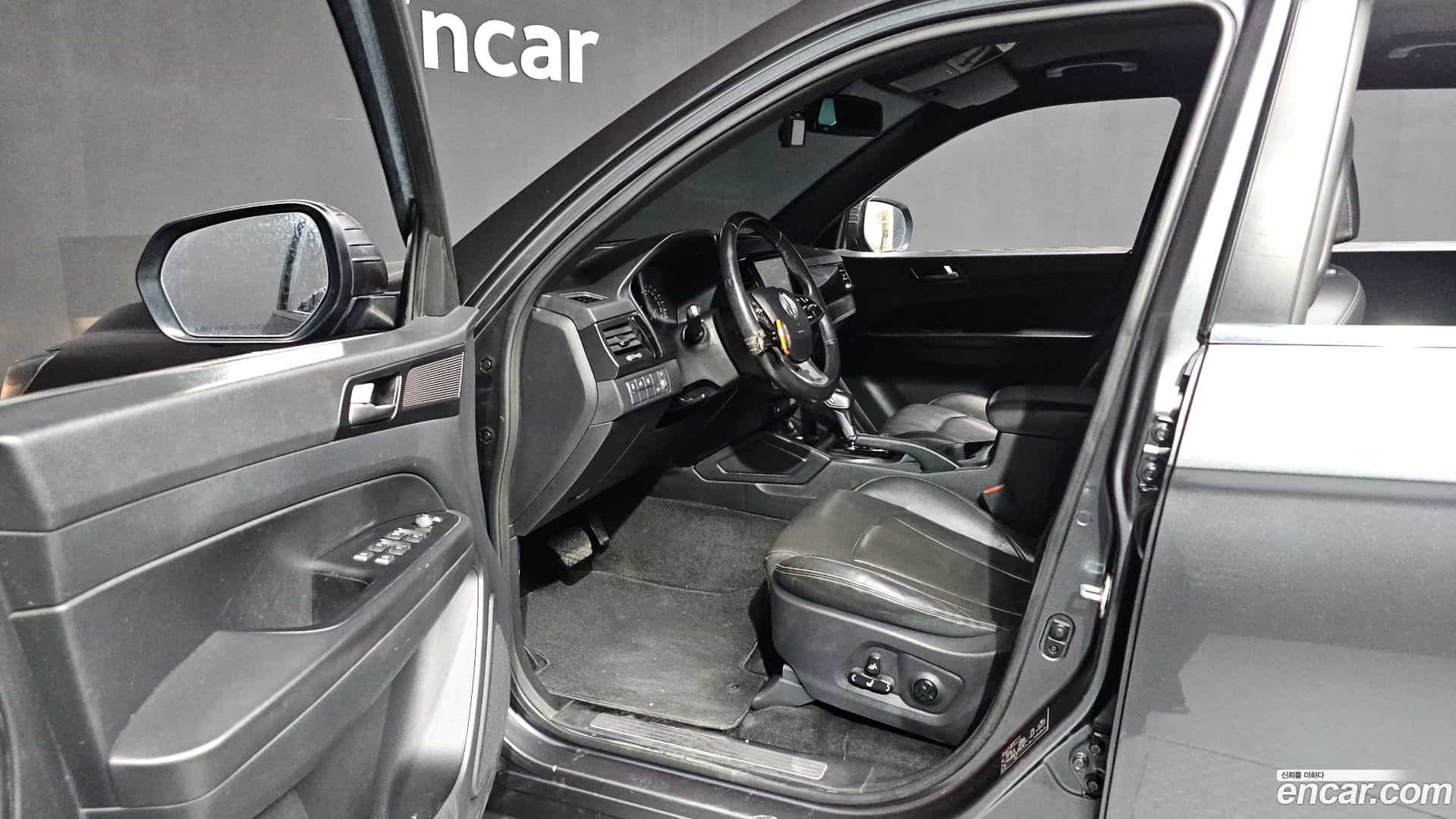 Rexton KG_Mobility_Ssangyong 2019.10-INNER-010
