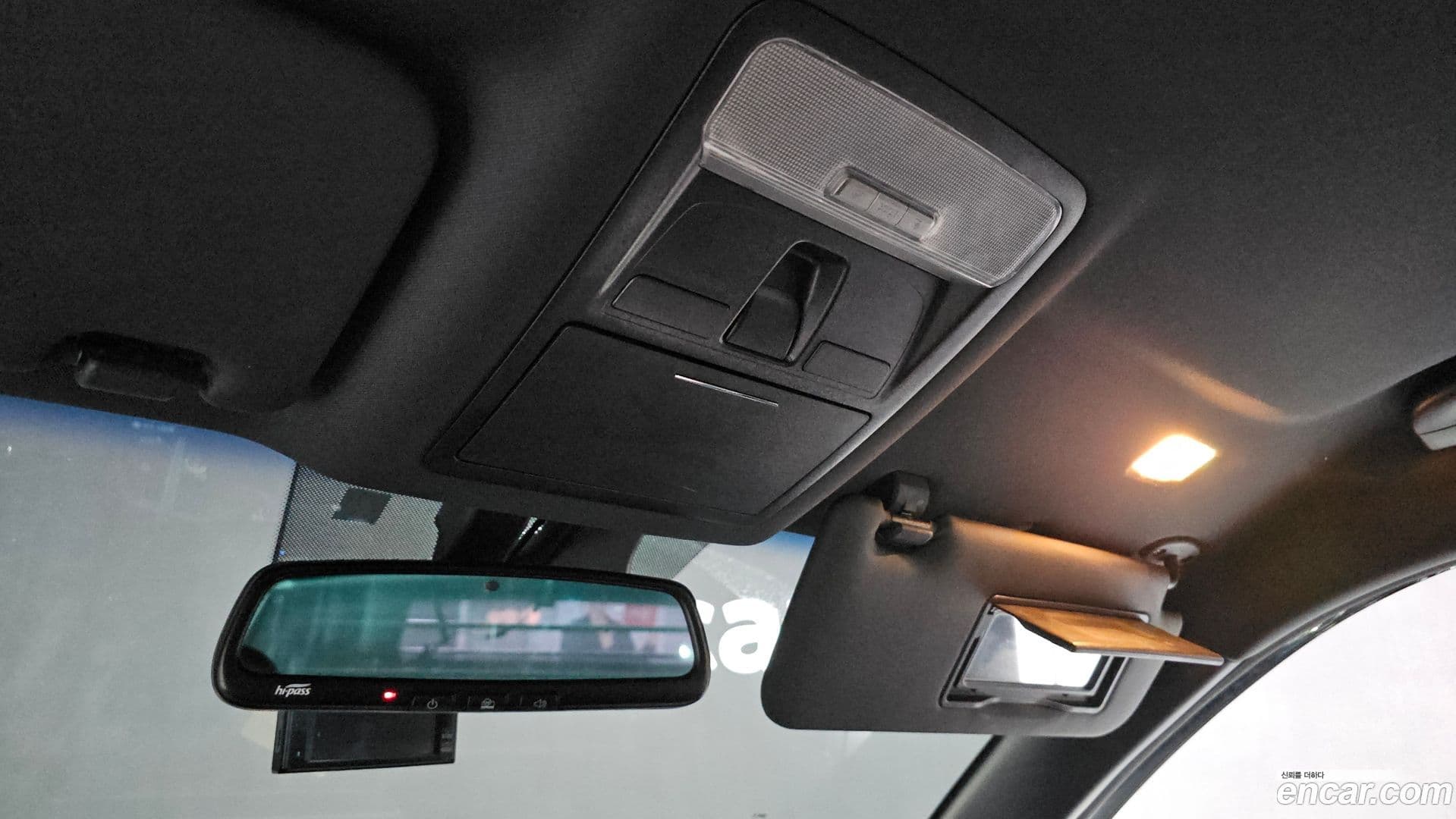 Main__Slider__Photo:Rexton KG_Mobility_Ssangyong 2019.10-16