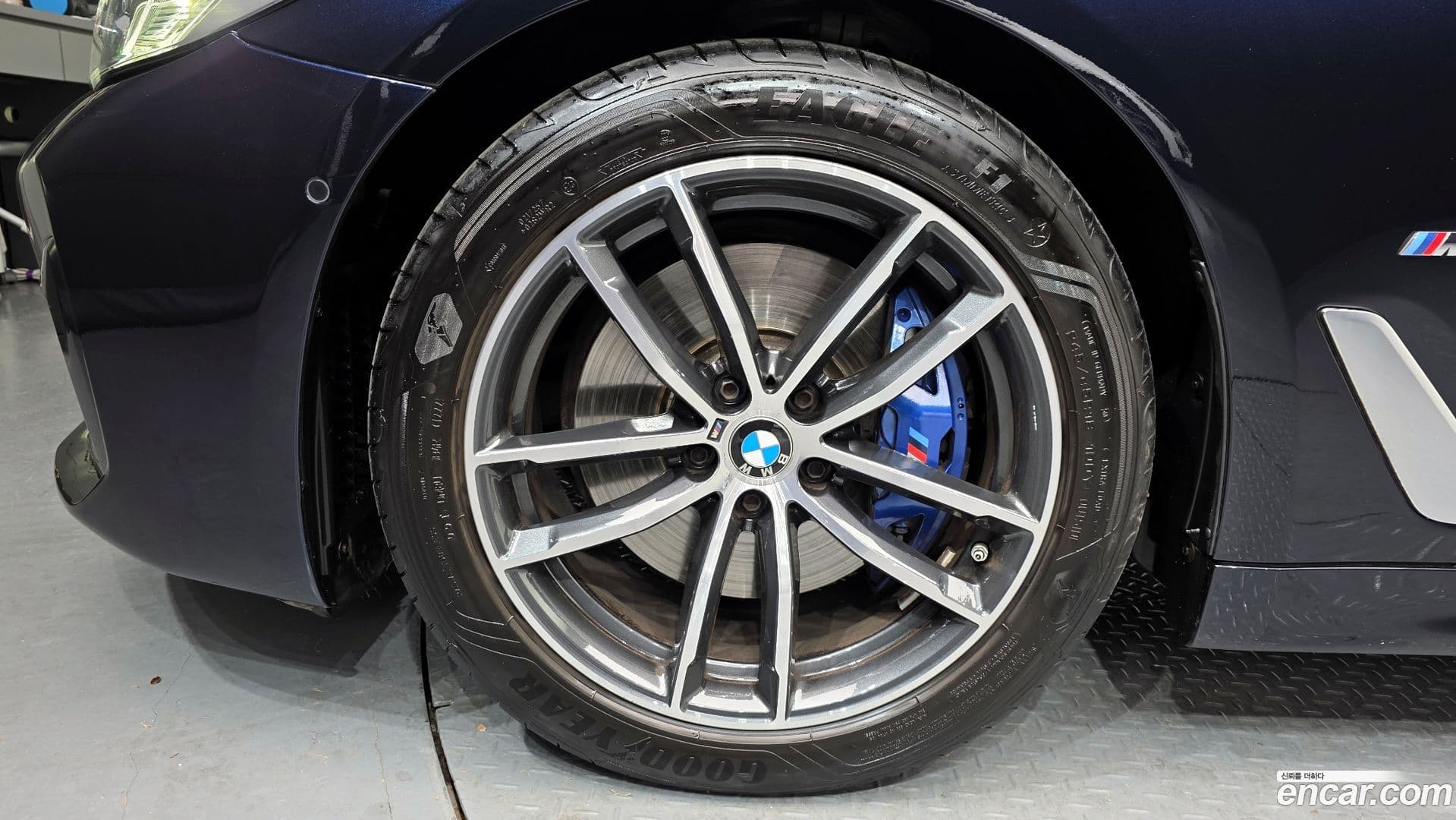 Main__Slider__Photo:5-Series BMW 2023.0-4