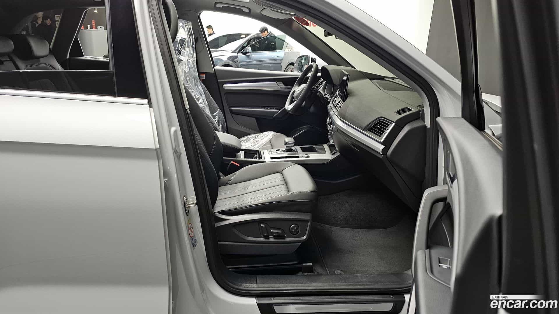 Q5 Audi 2024.9-OPTION-015