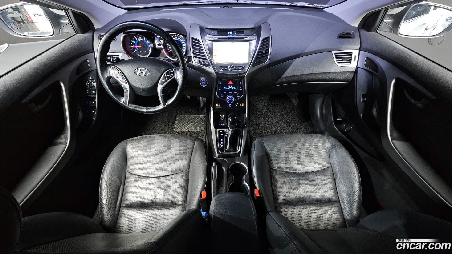 Main__Slider__Photo:AVANTE Hyundai 2015.1-6