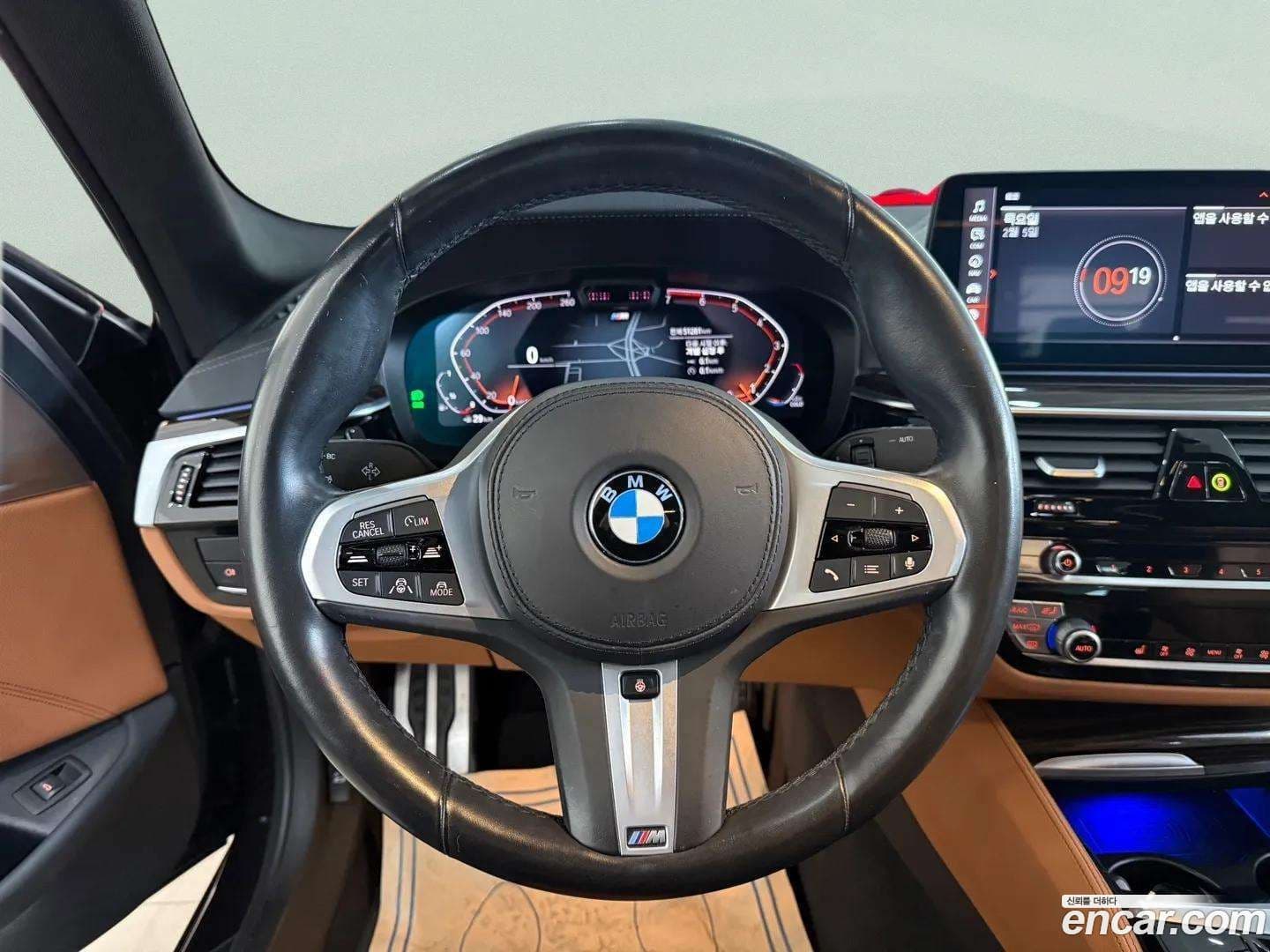 Main__Slider__Photo:5-Series BMW 2021.10-10