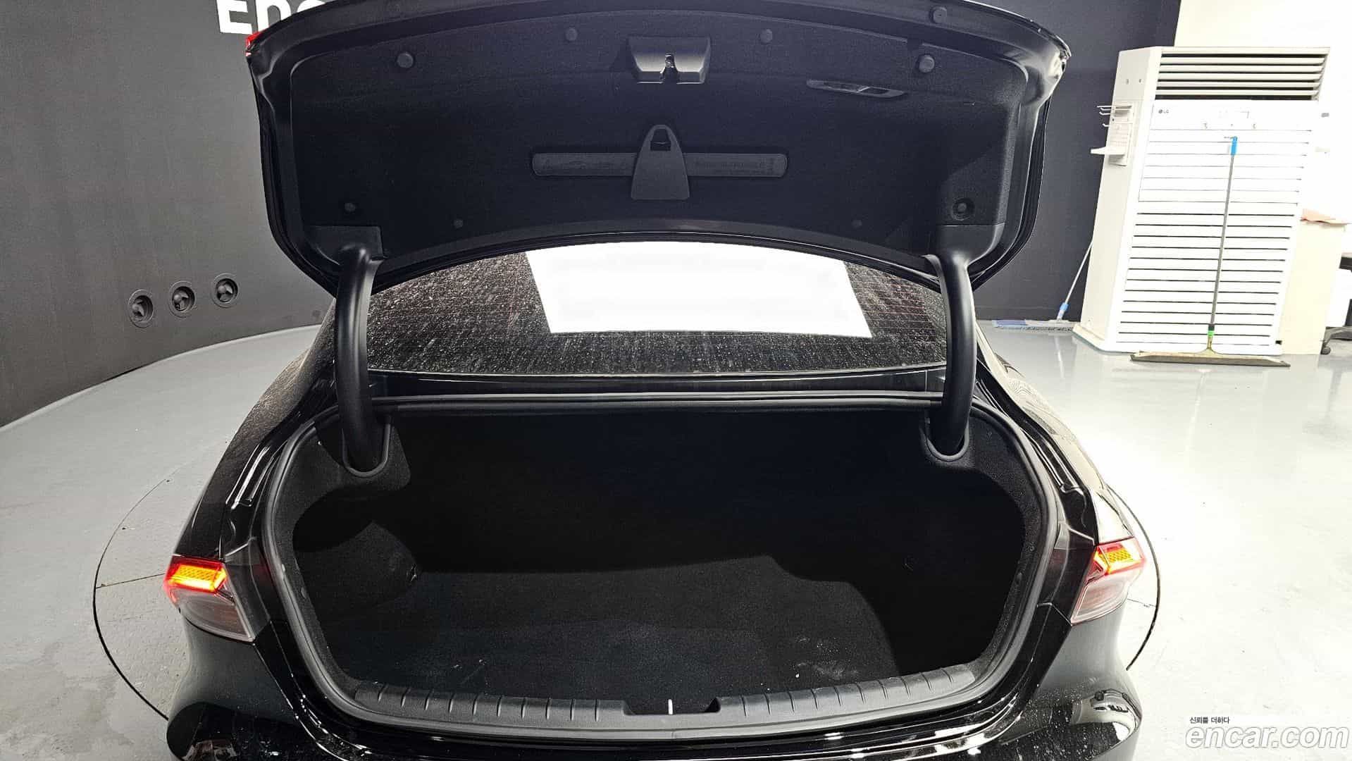 Grandeur Hyundai 2020.4-OPTION-024