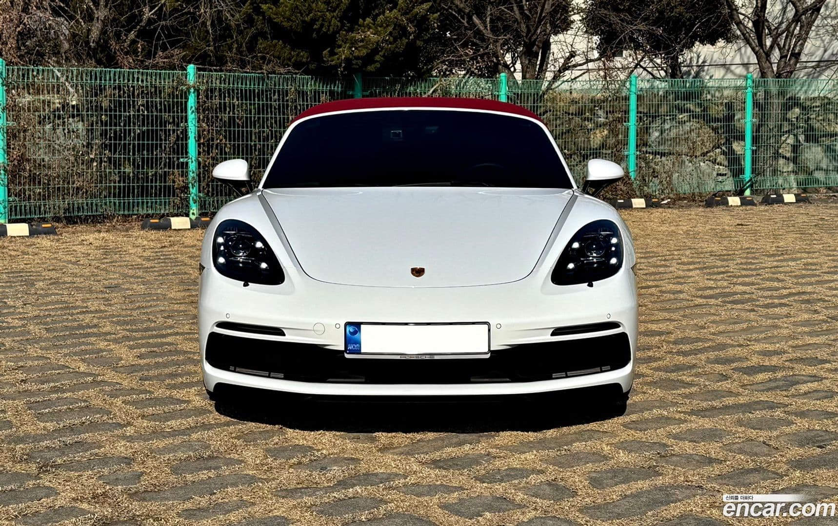 Main__Slider__Photo:718 Porsche 2023.4-2