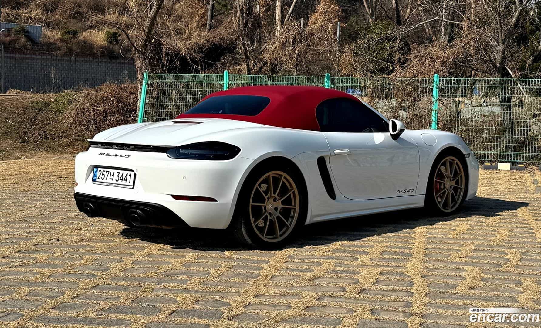 718 Porsche 2023.4-OUTER-005