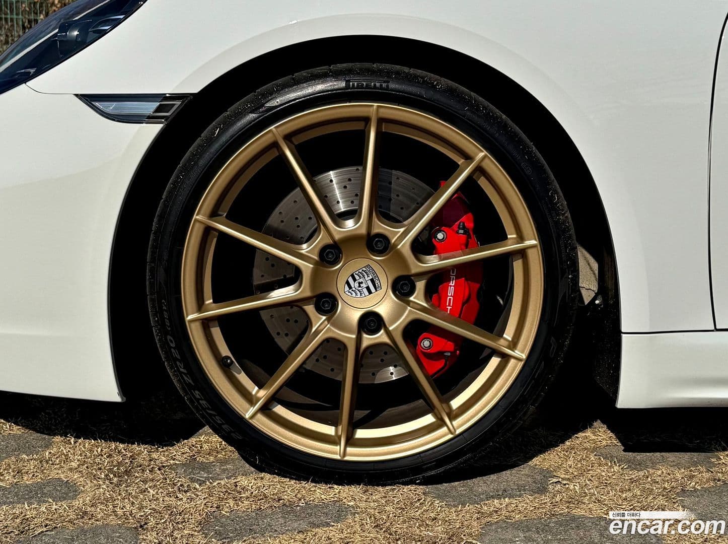 Main__Slider__Photo:718 Porsche 2023.4-9