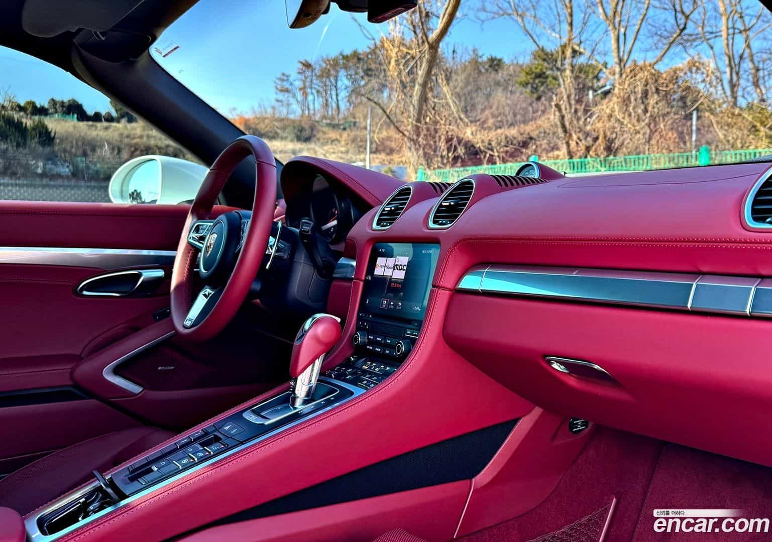 718 Porsche 2023.4-OPTION-018