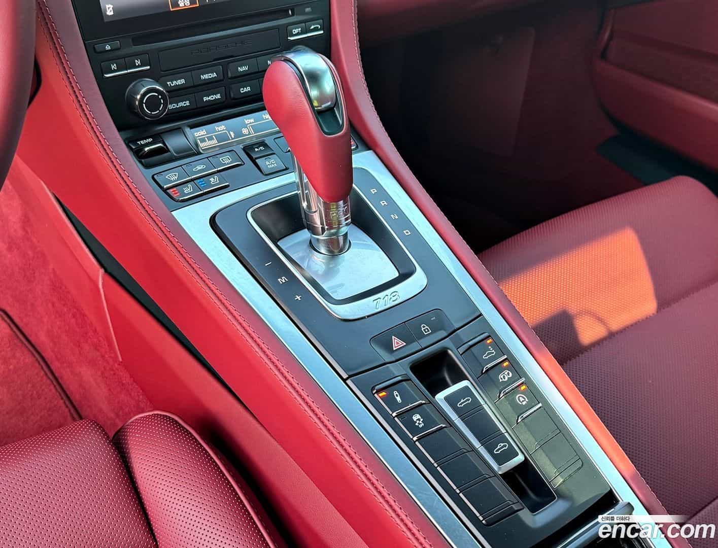 718 Porsche 2023.4-OPTION-022