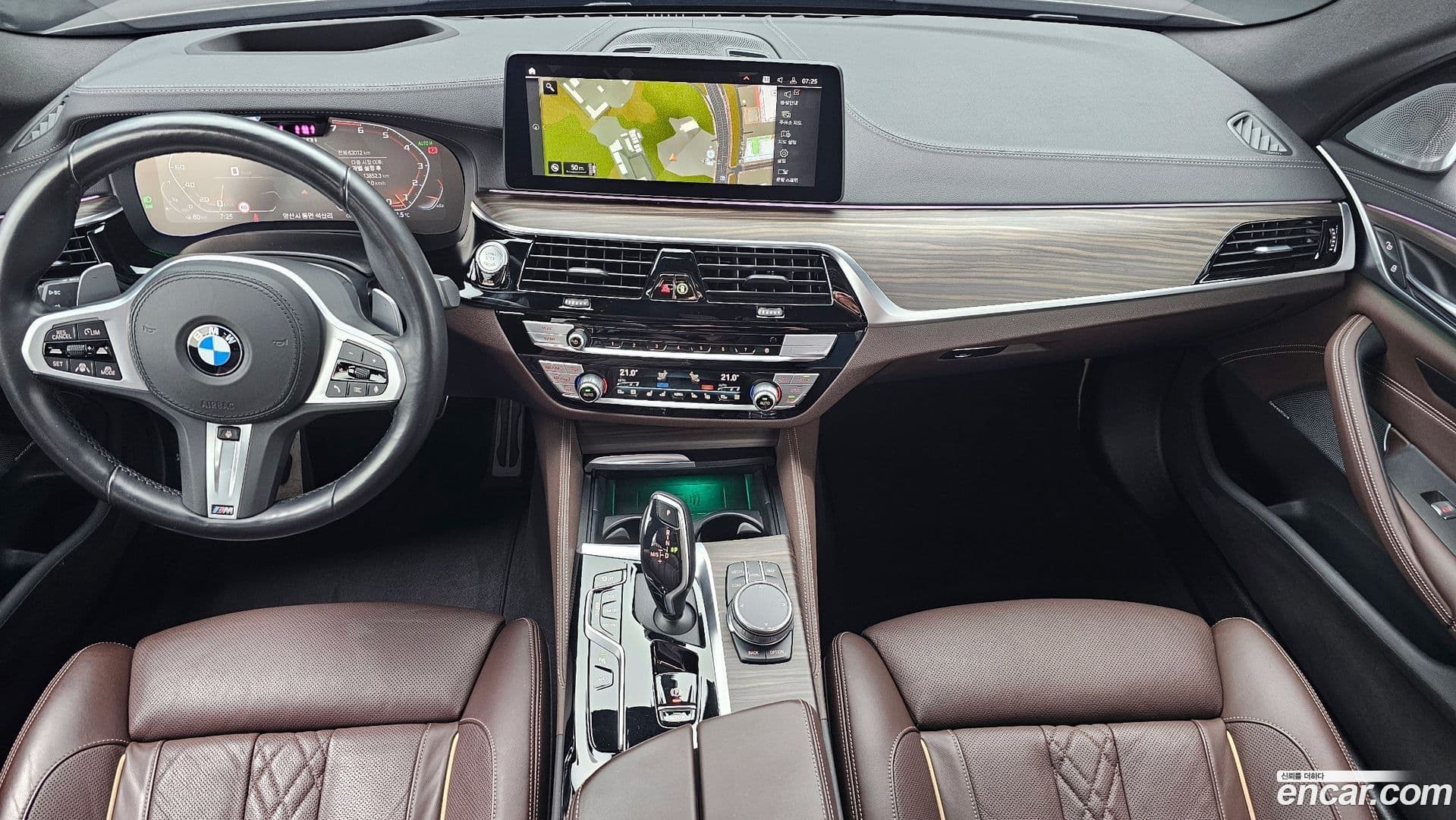 Main__Slider__Photo:5-Series BMW 2021.3-6