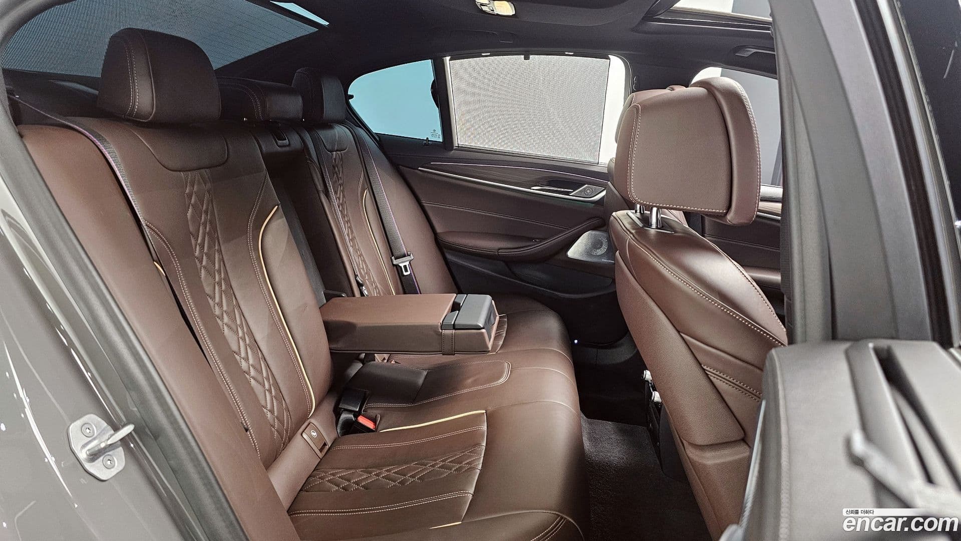 Main__Slider__Photo:5-Series BMW 2021.3-11