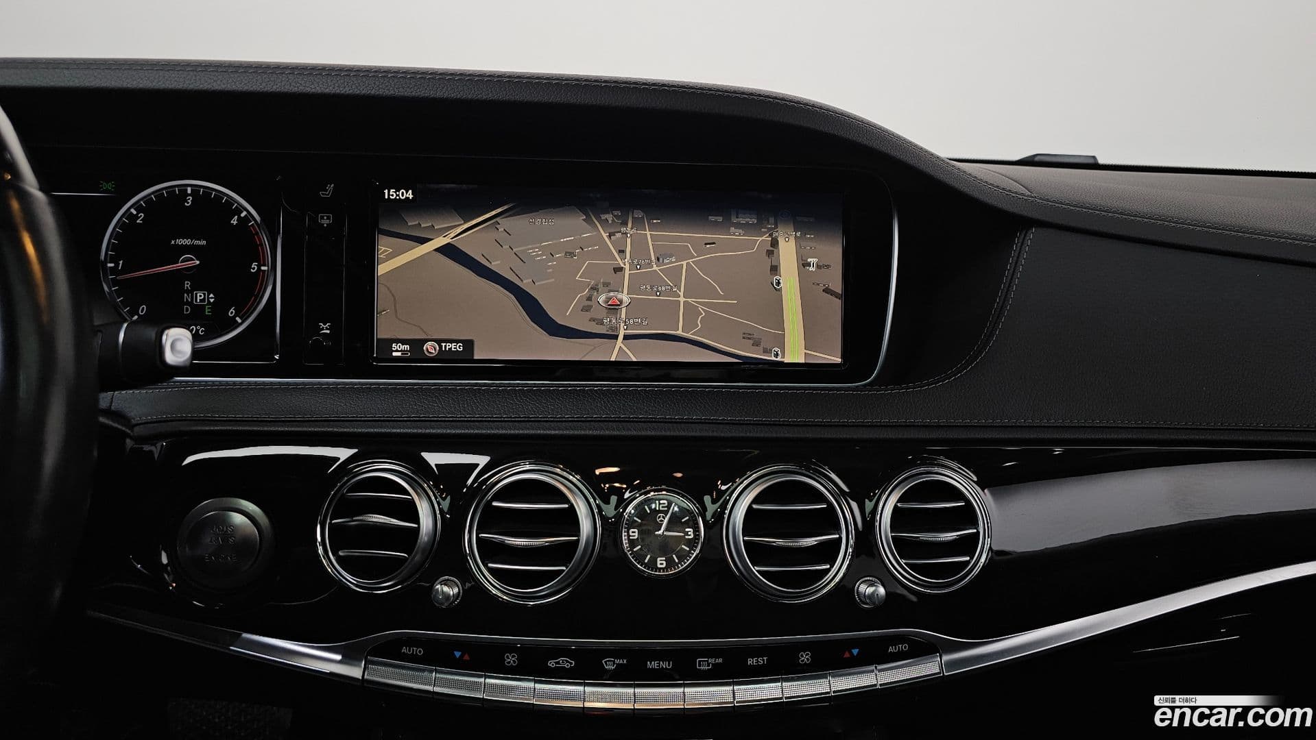 Main__Slider__Photo:S-Class Mercedes-Benz 2014.1-13