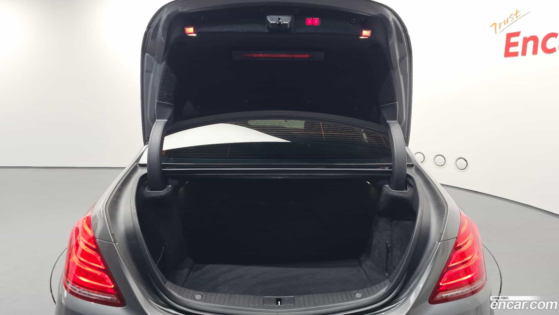 S-Class Mercedes-Benz 2014.1-OPTION-024