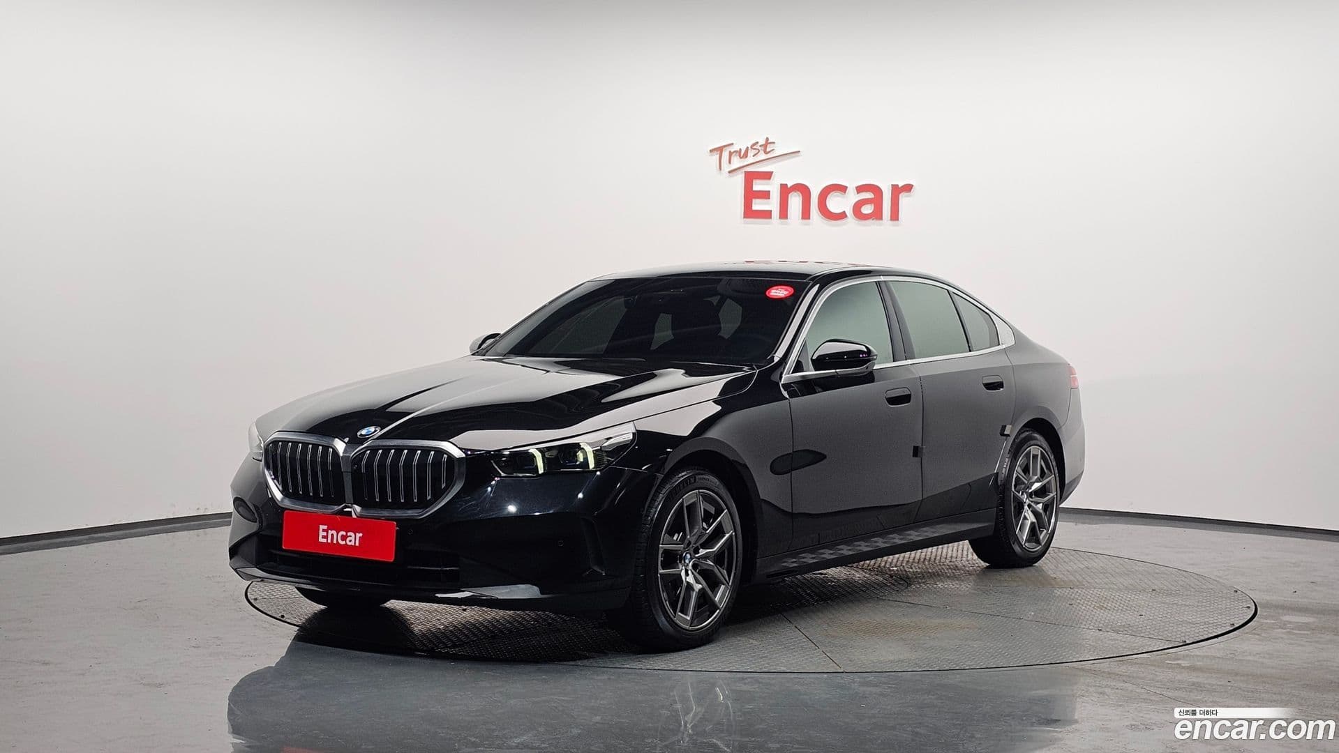 Main__Slider__Photo:5-Series BMW 2023.9-0