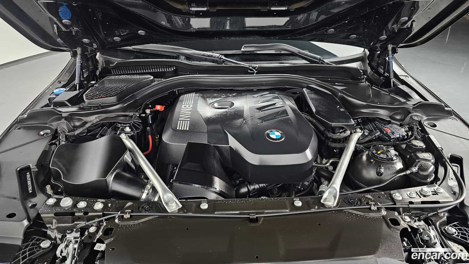 5-Series BMW 2023.9-INNER-006