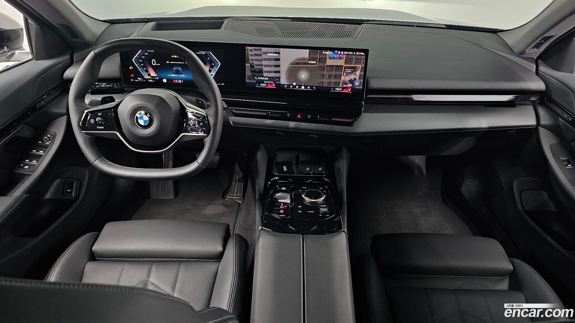 Main__Slider__Photo:5-Series BMW 2023.9-6