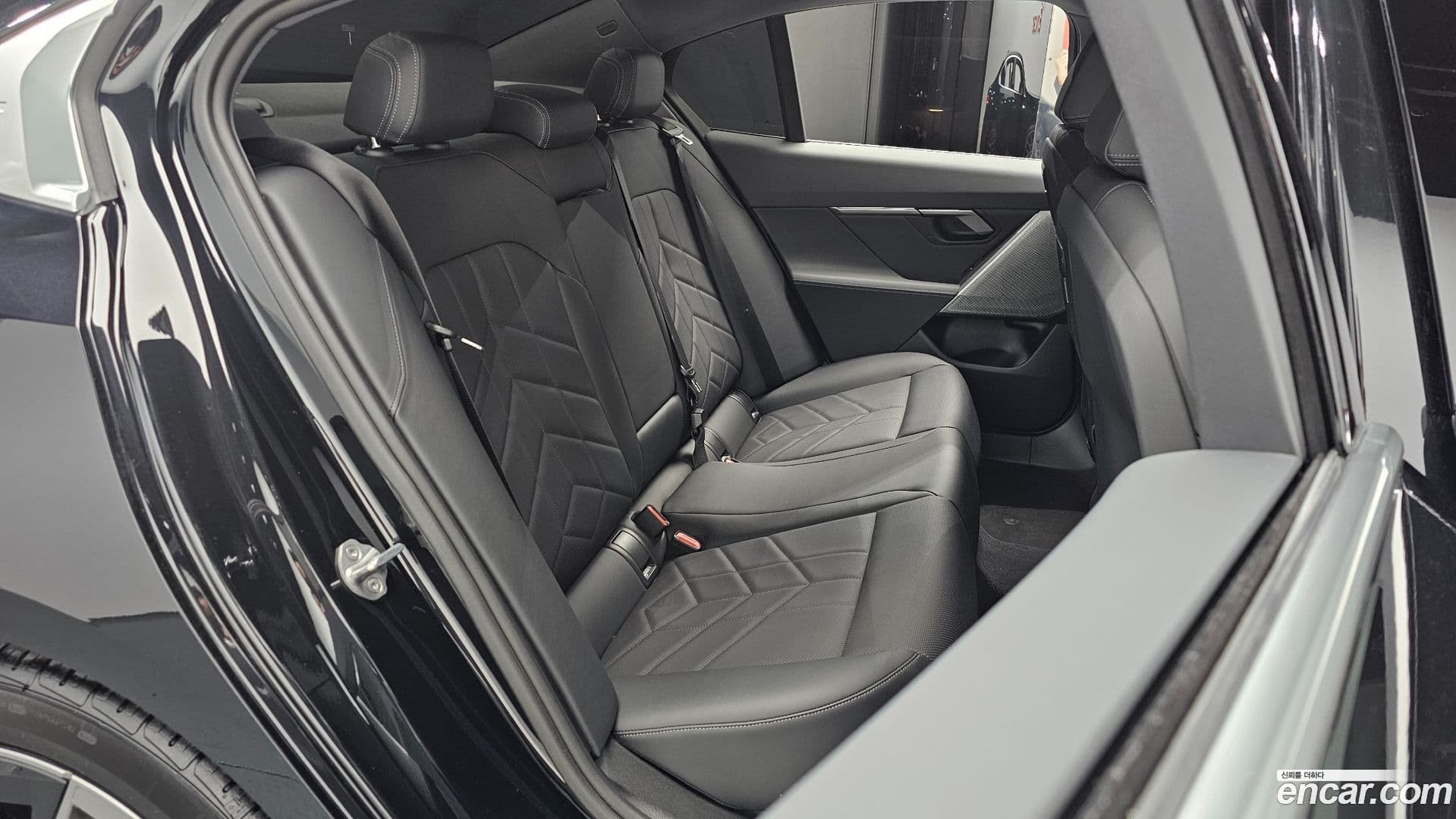 Main__Slider__Photo:5-Series BMW 2023.9-11