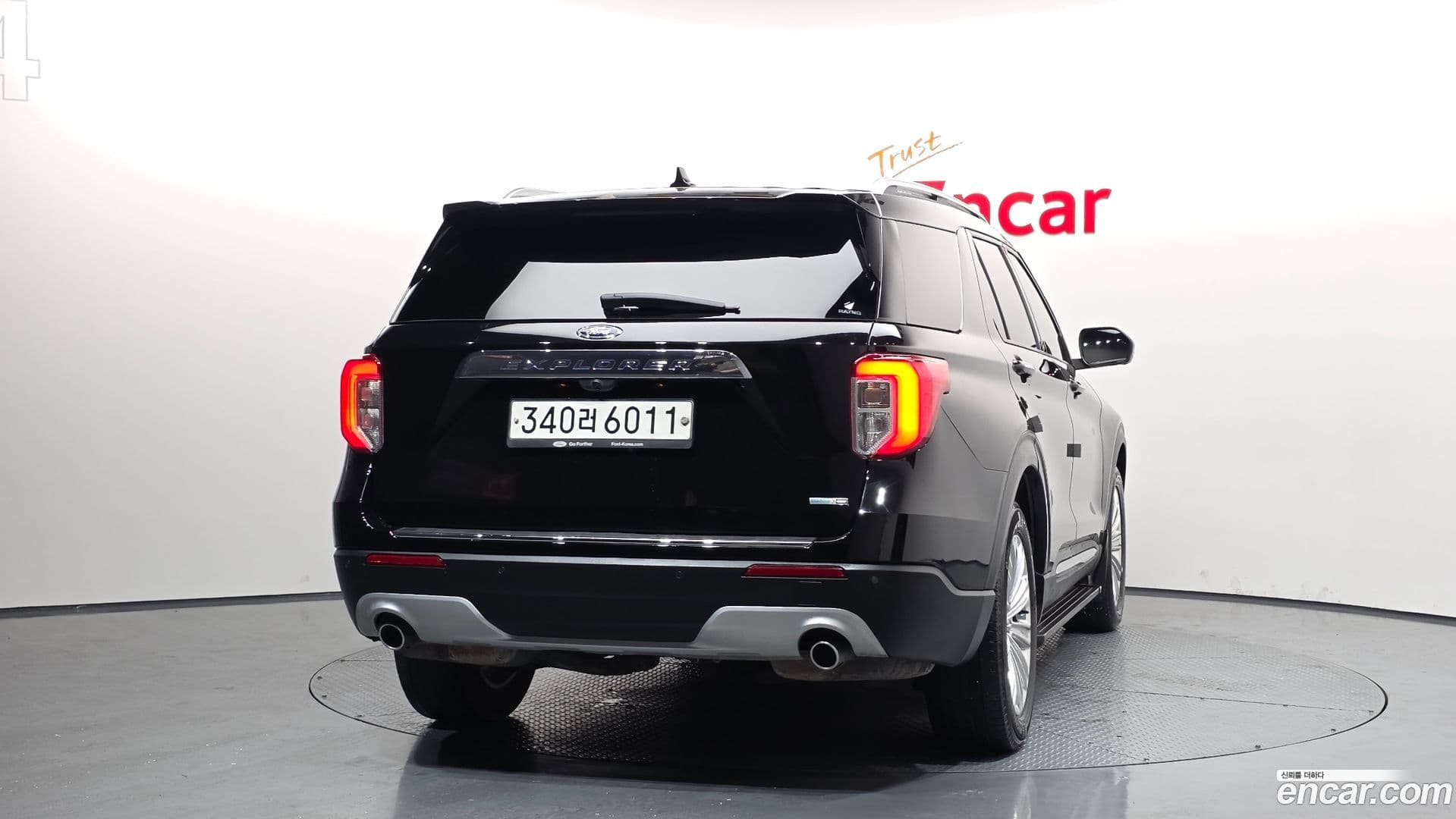 Main__Slider__Photo:Explorer Ford 2020.3-3