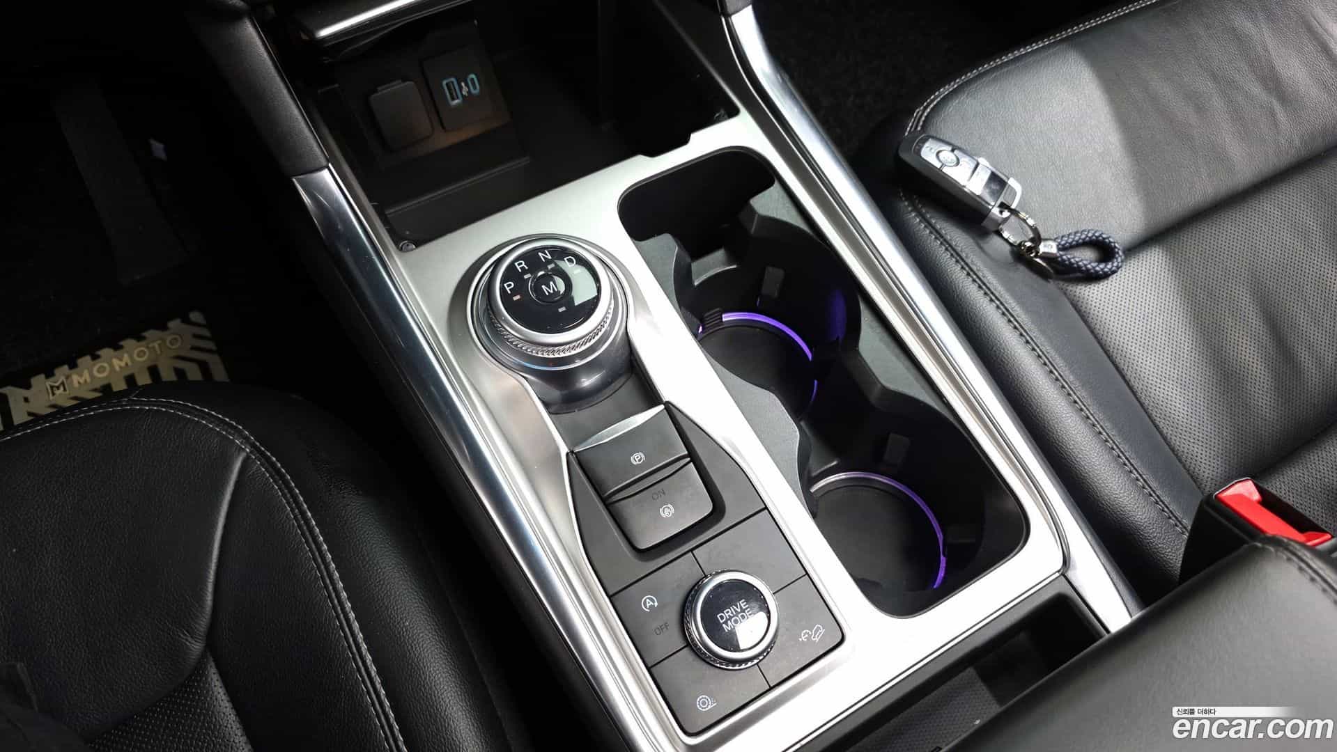 Explorer Ford 2020.3-INNER-009