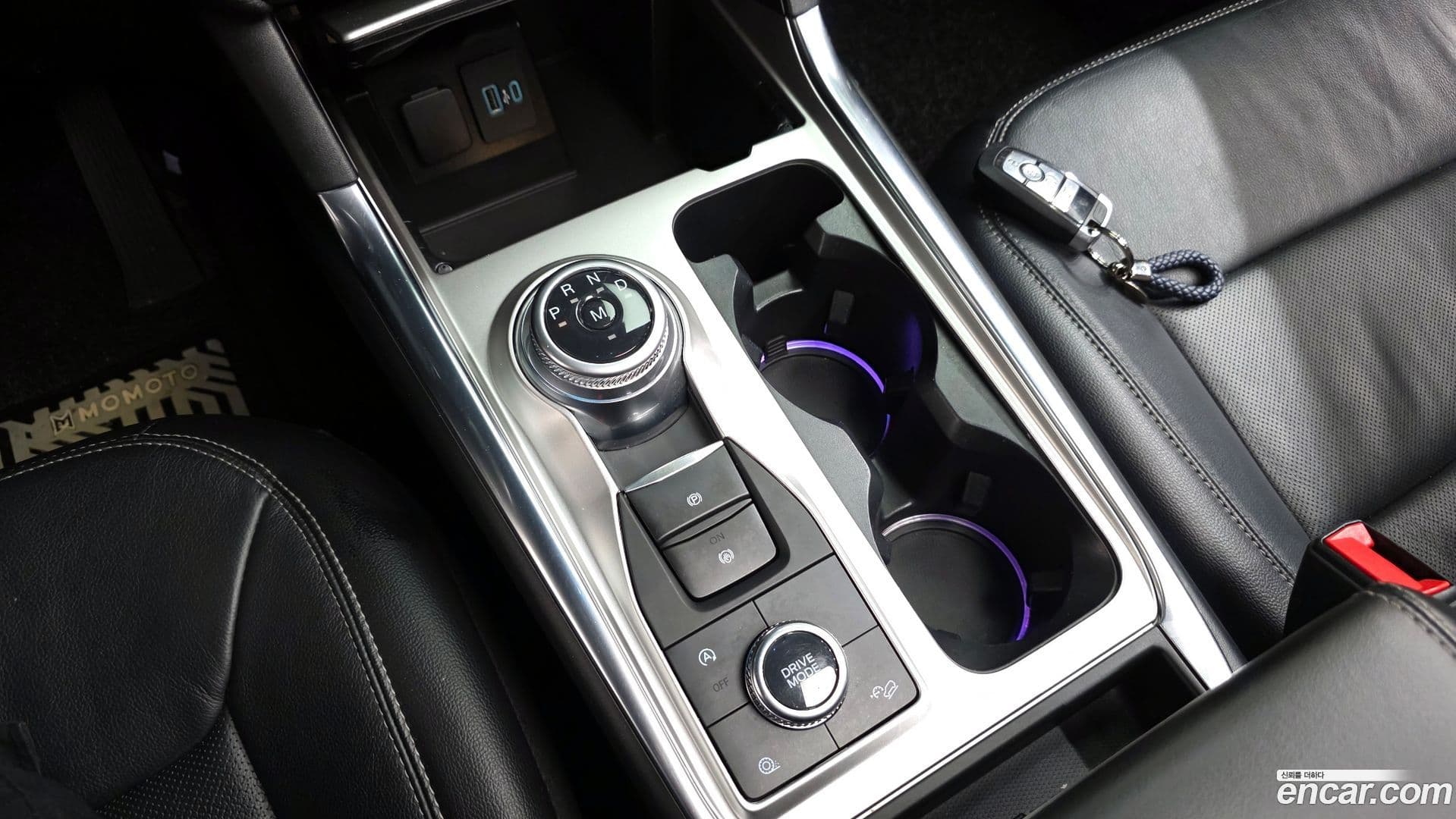 Main__Slider__Photo:Explorer Ford 2020.3-8