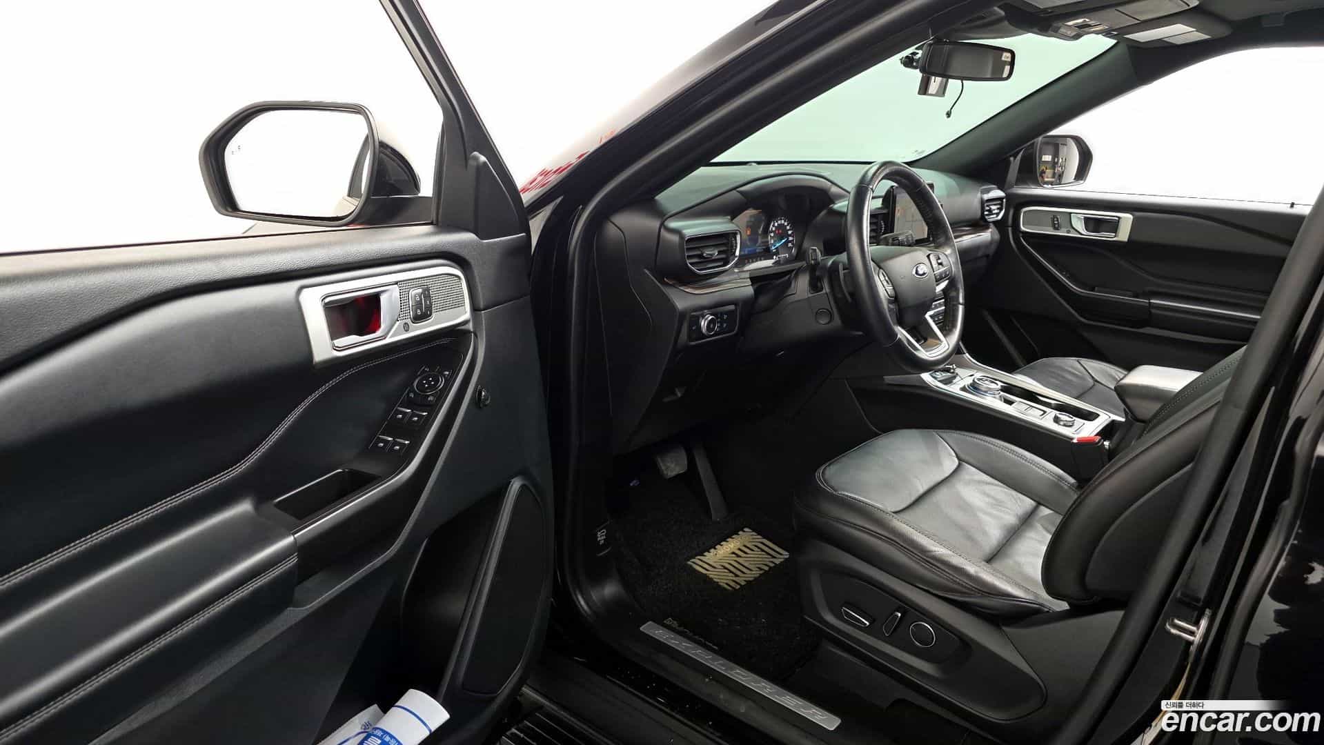 Explorer Ford 2020.3-INNER-010