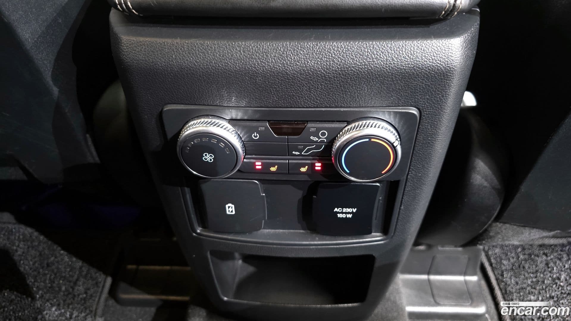 Main__Slider__Photo:Explorer Ford 2020.3-18