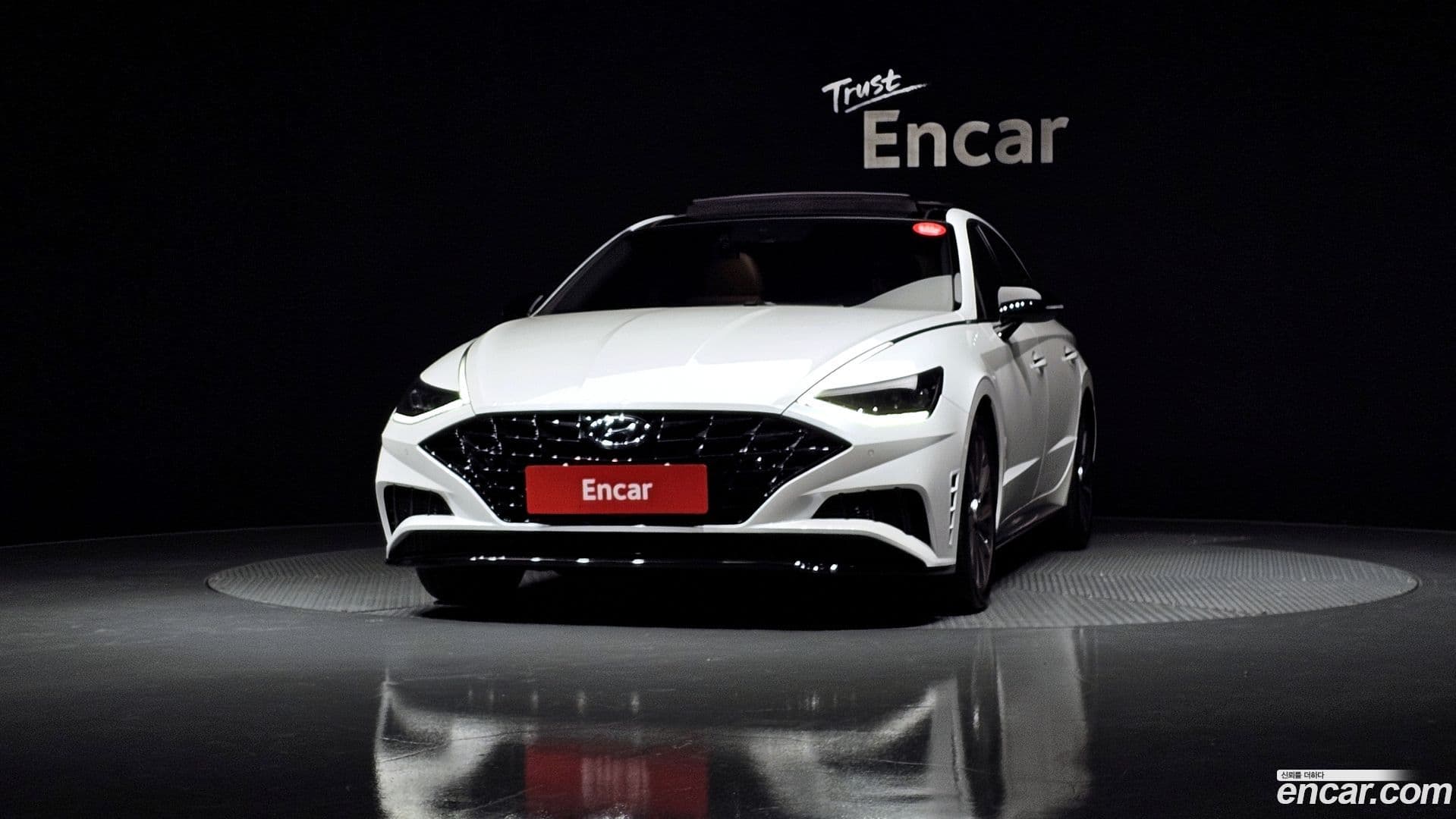 Main__Slider__Photo:Sonata Hyundai 2020.10-2