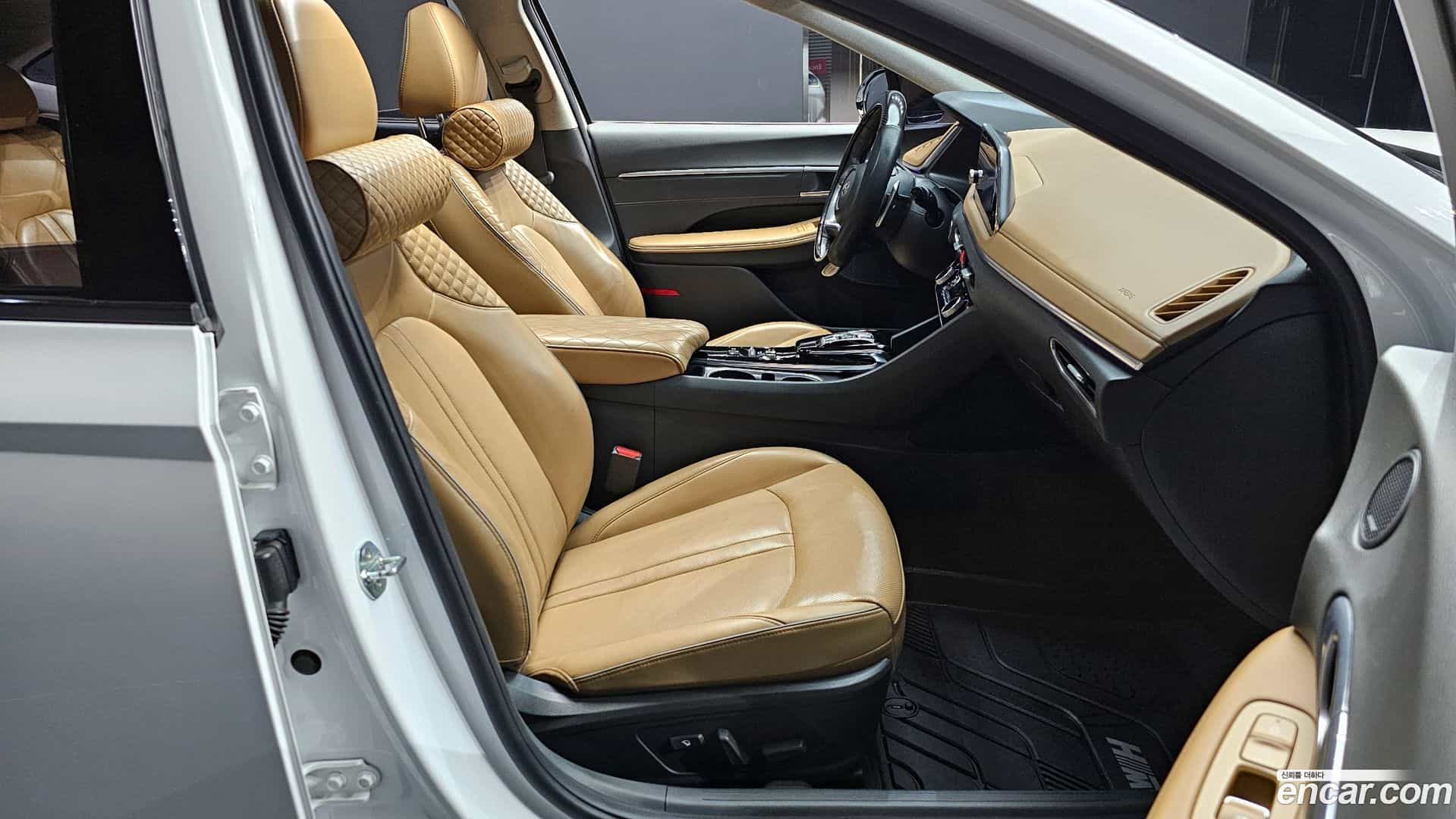 Sonata Hyundai 2020.10-INNER-010