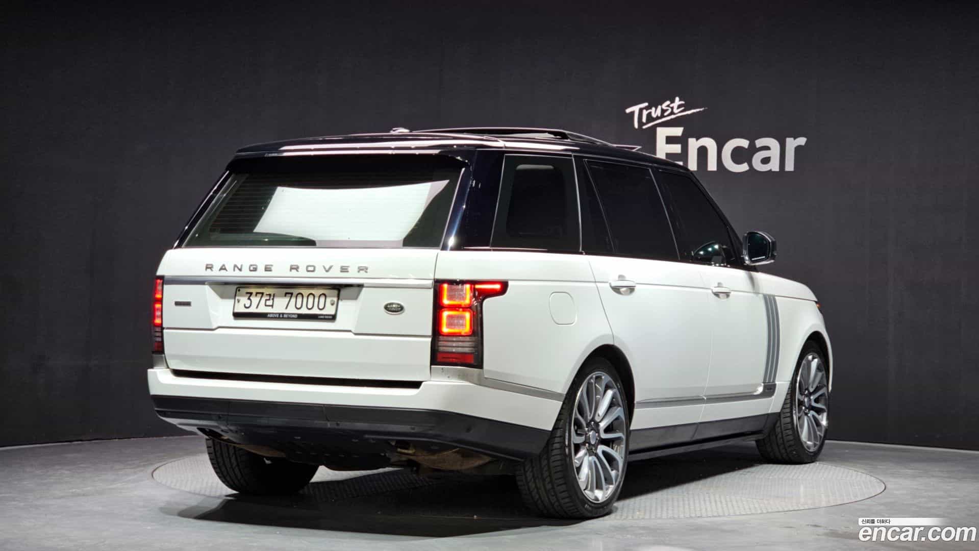 Range Rover Land Rover 2016.11-OUTER-002