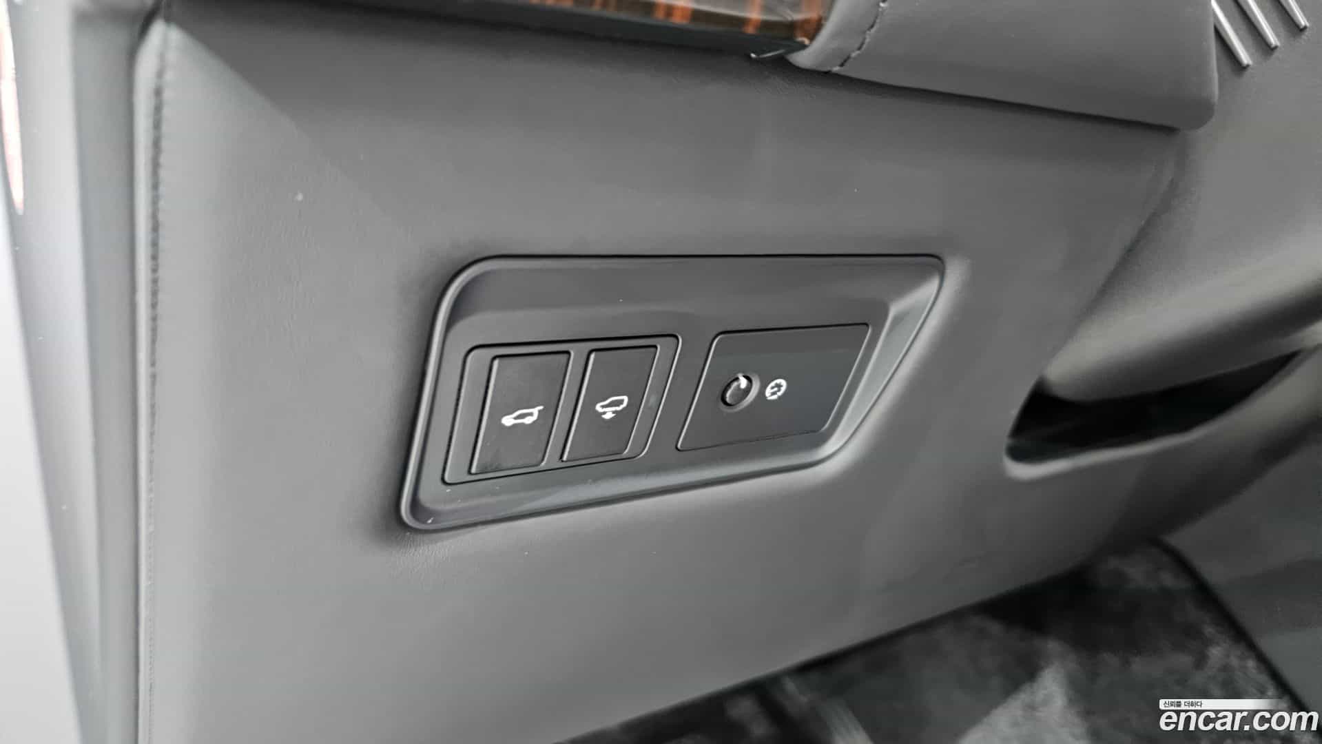 Range Rover Land Rover 2016.11-INNER-009