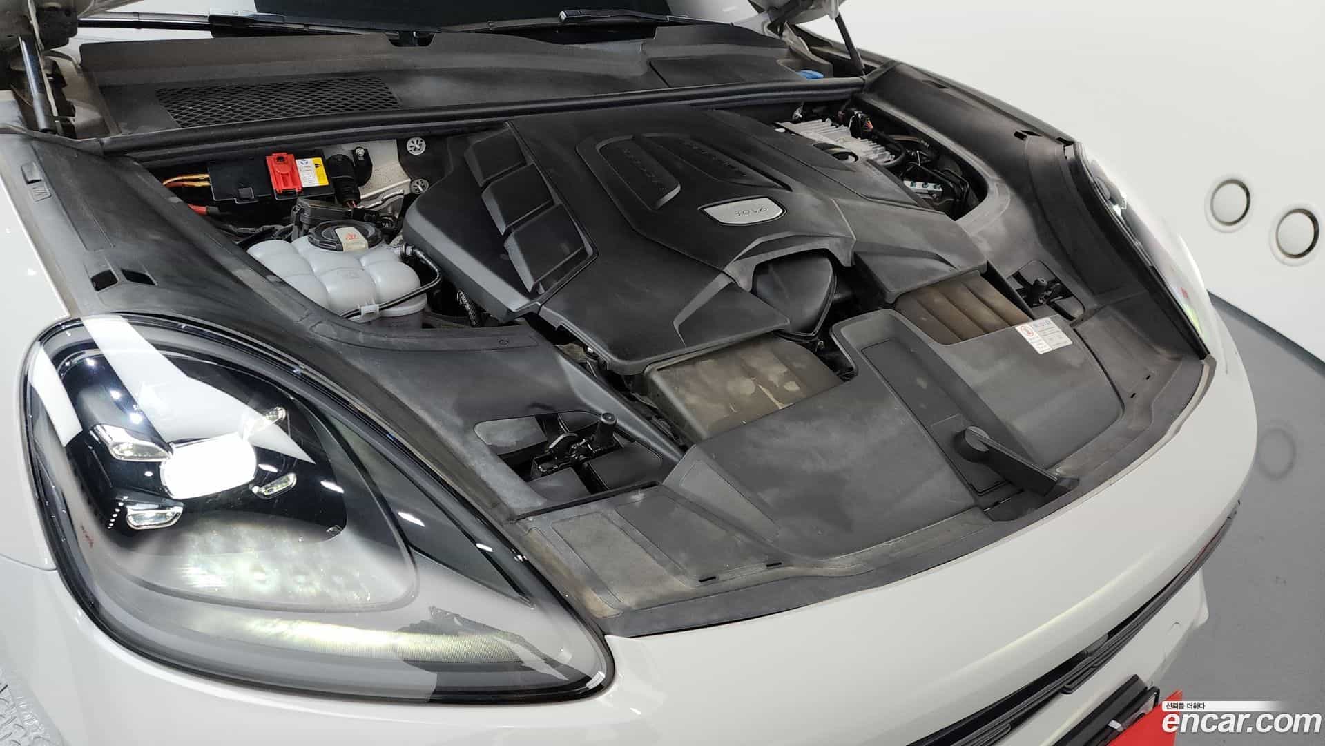 Cayenne Porsche 2020.6-INNER-006