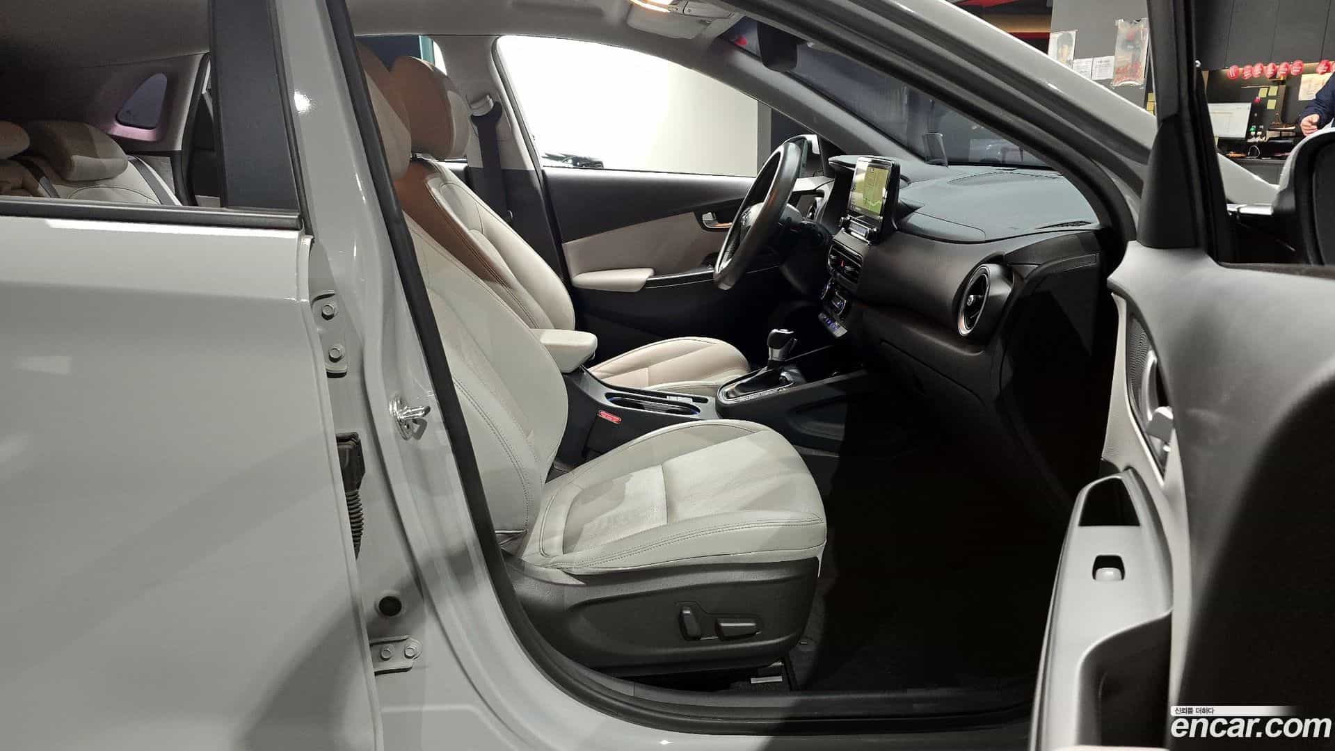 Kona Hyundai 2020.11-OPTION-015