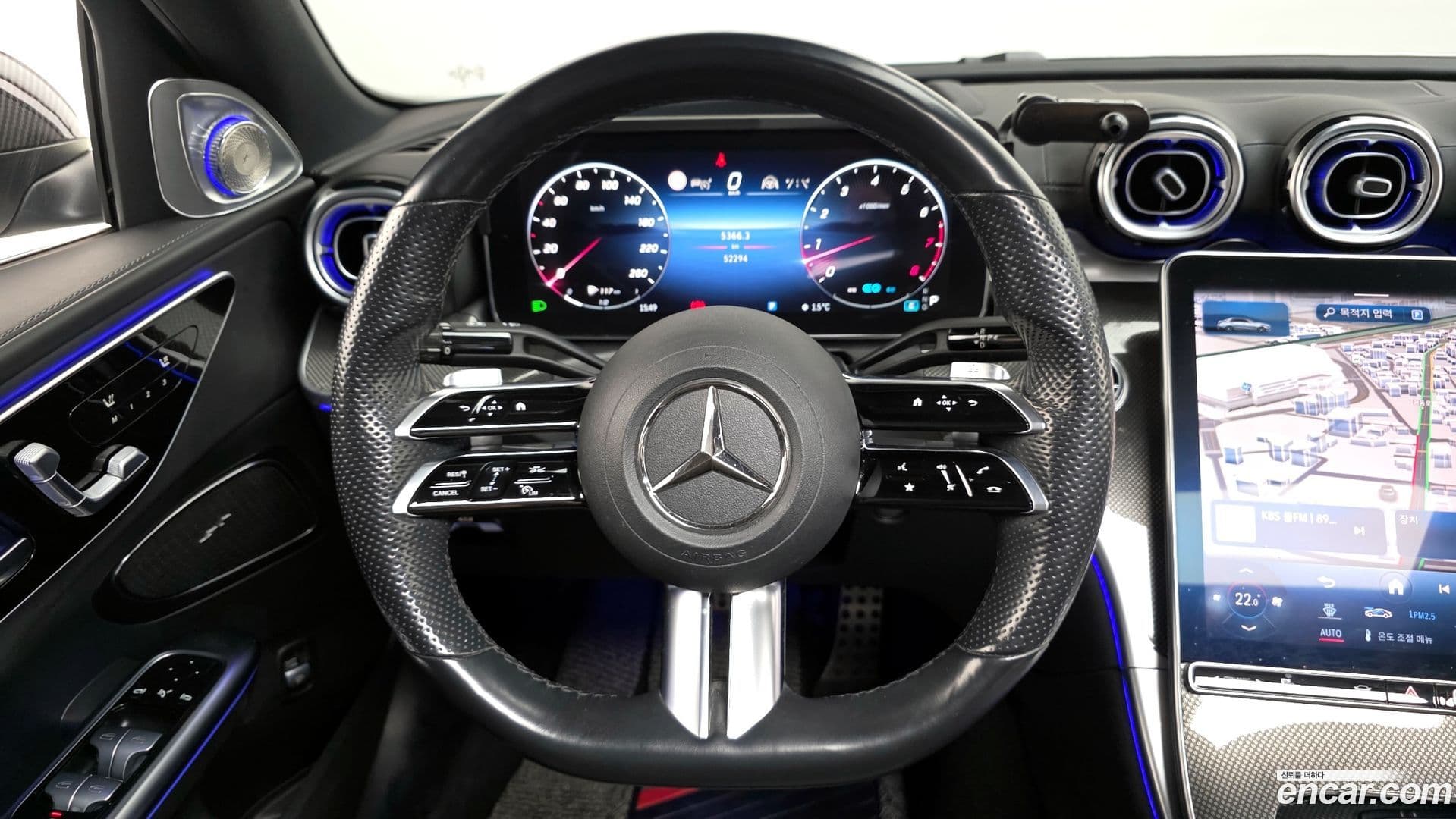 Main__Slider__Photo:C-Class Mercedes-Benz 2022.3-13