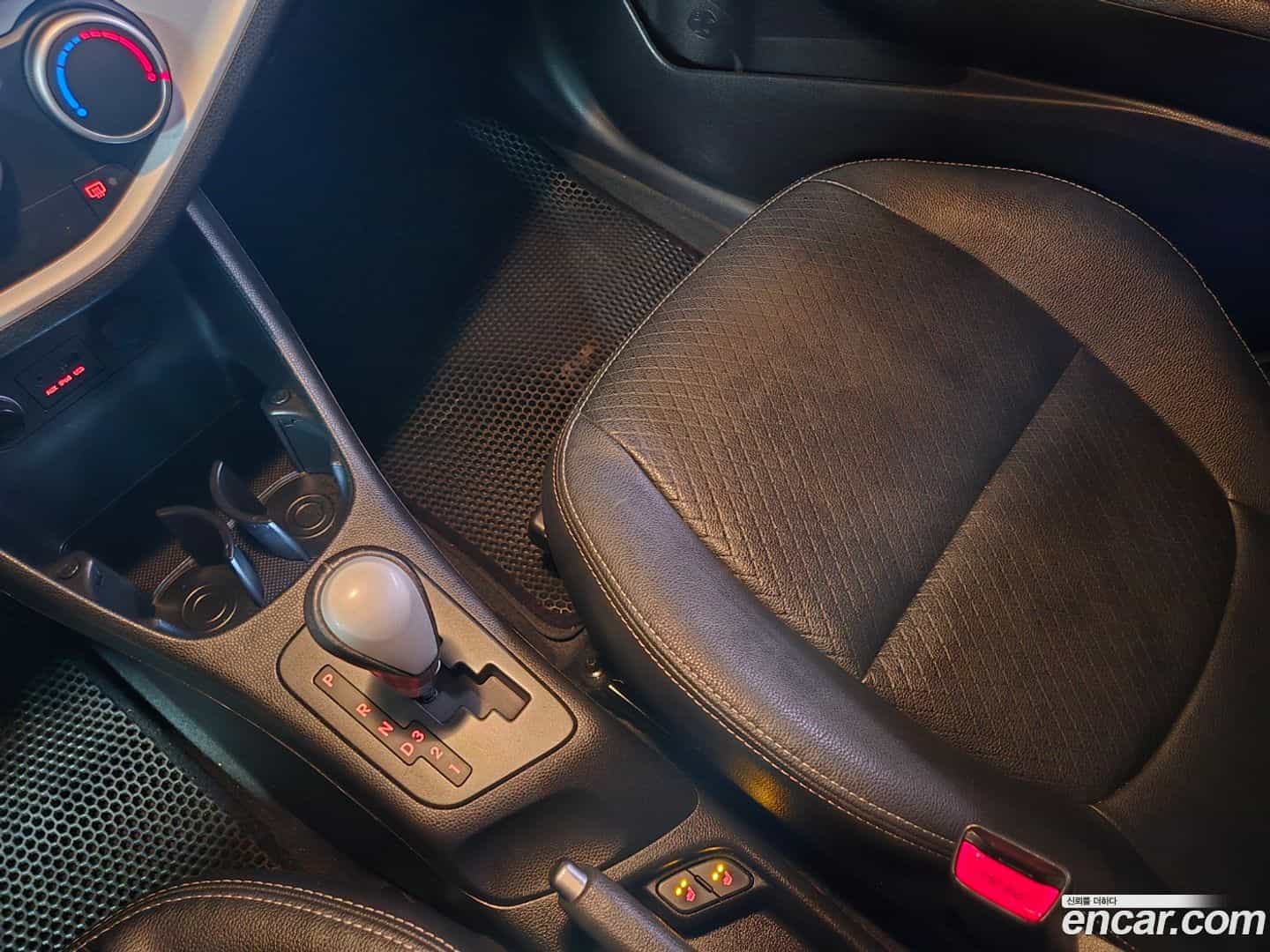 morning Kia 2012.10-INNER-009