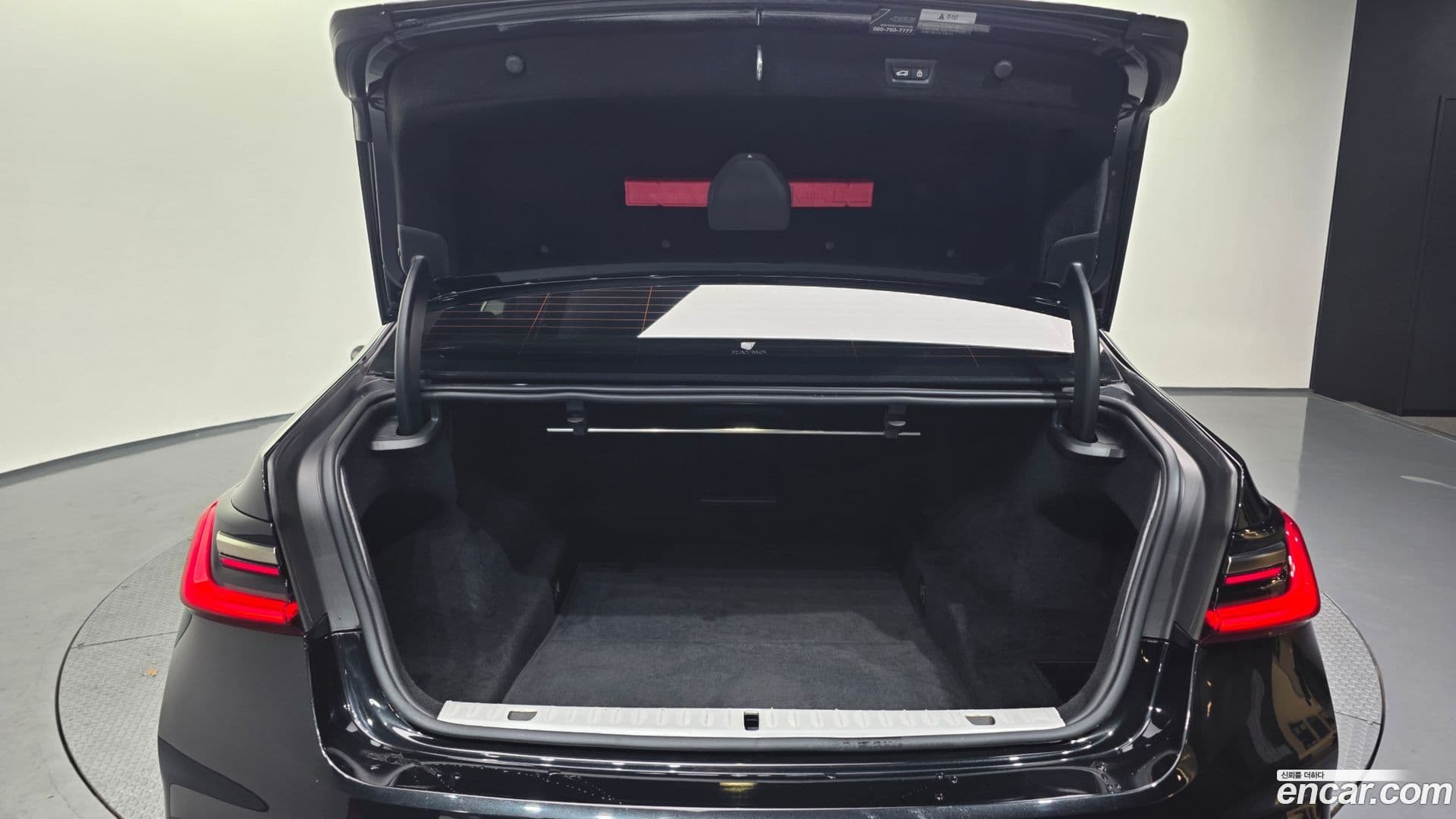 Main__Slider__Photo:7-Series BMW 2020.11-19