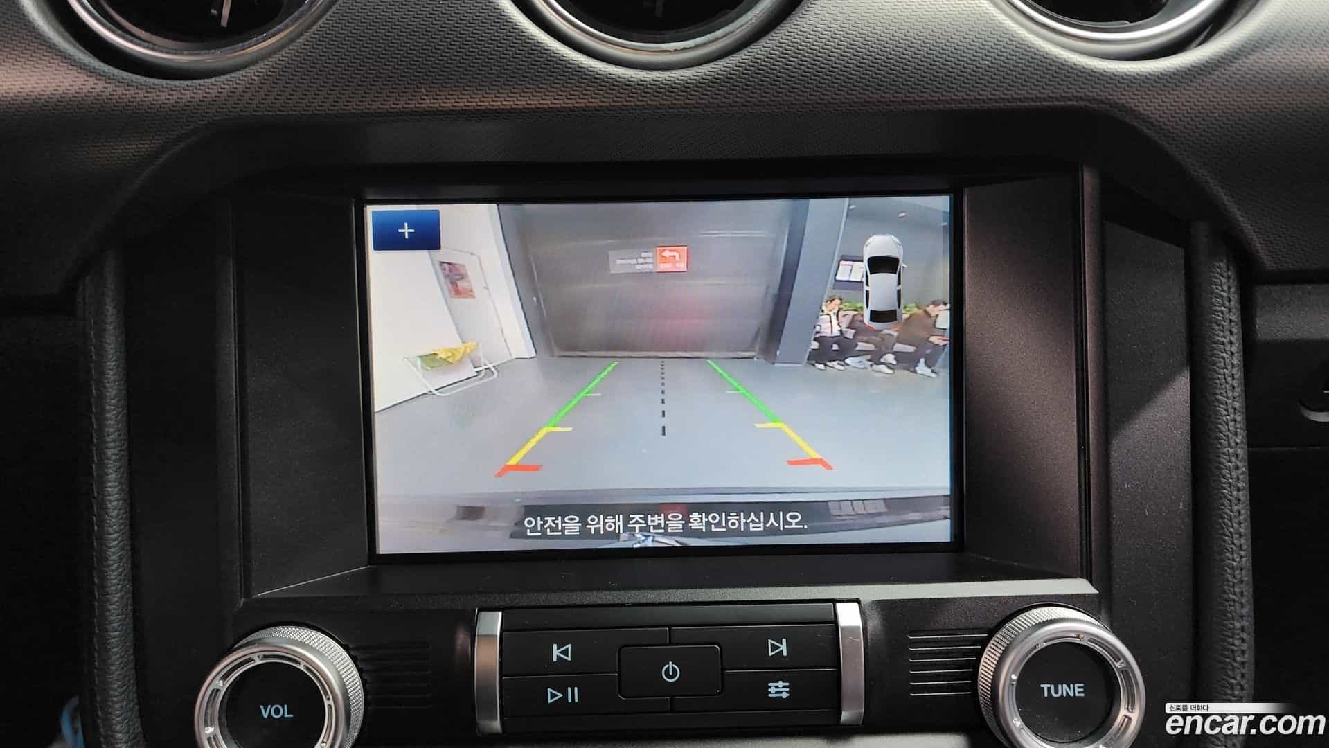 Mustang Ford 2021.11-OPTION-020