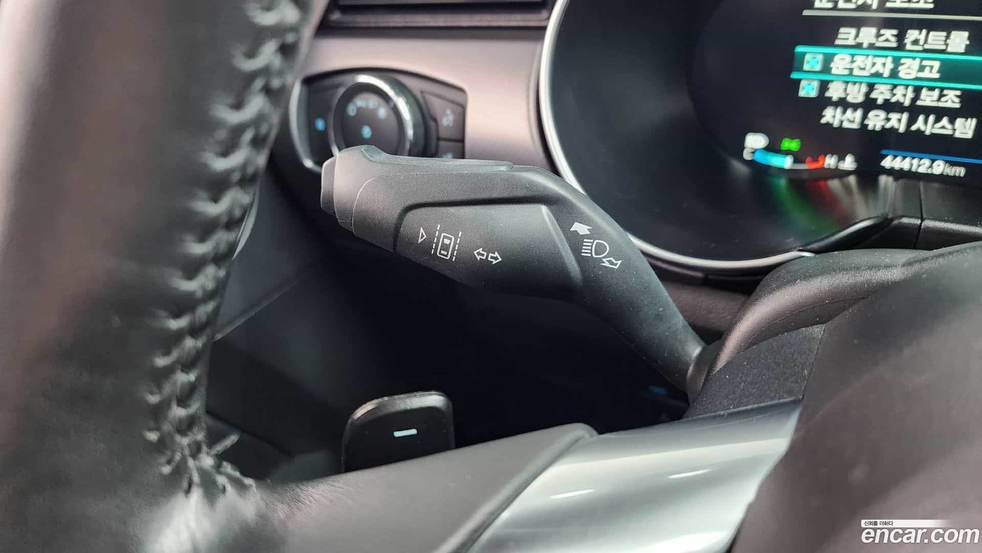 Mustang Ford 2021.11-OPTION-022